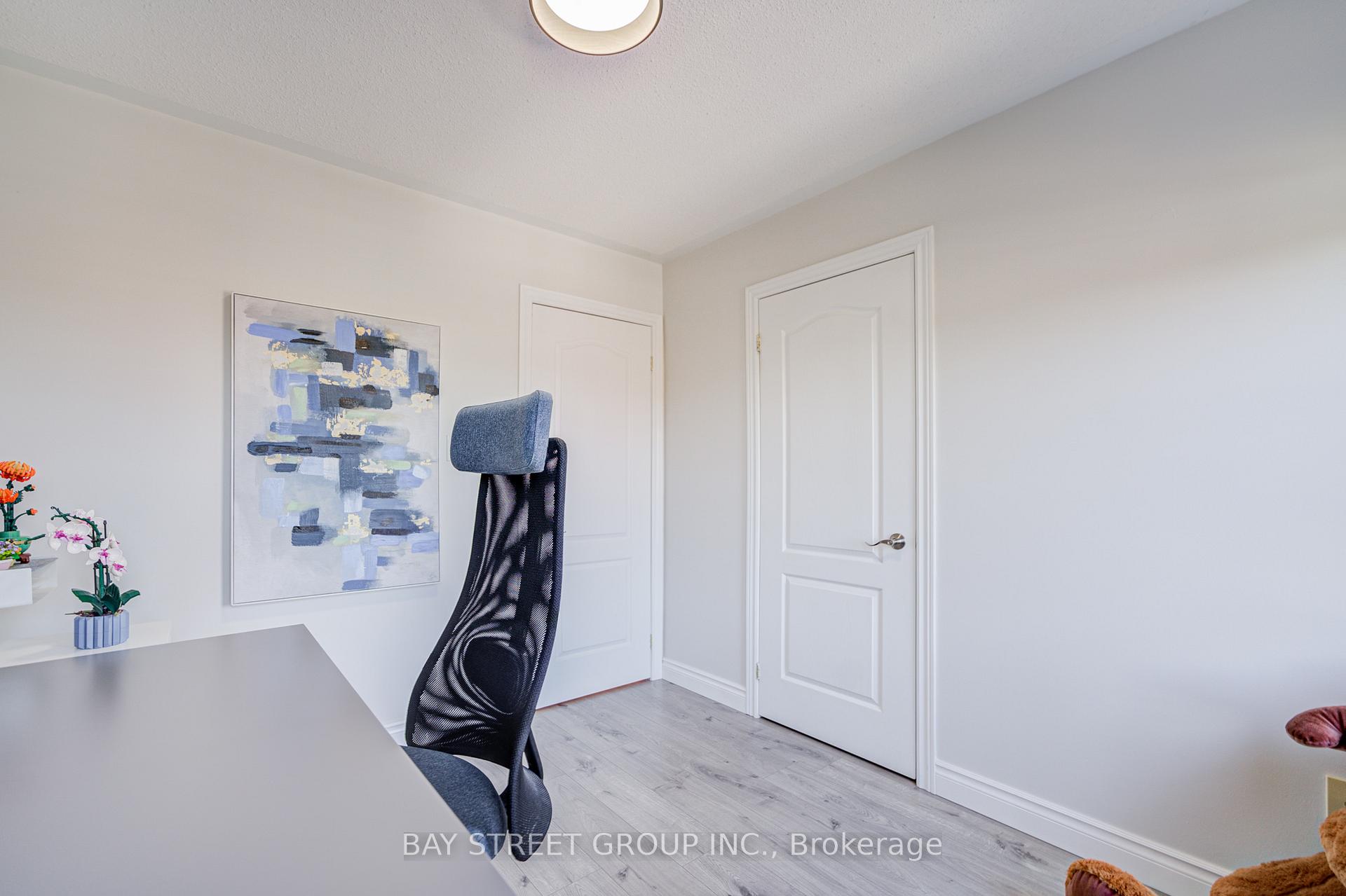 Photo 32 of 45 Starwood Road, Vaughan, Patterson — HOMEH