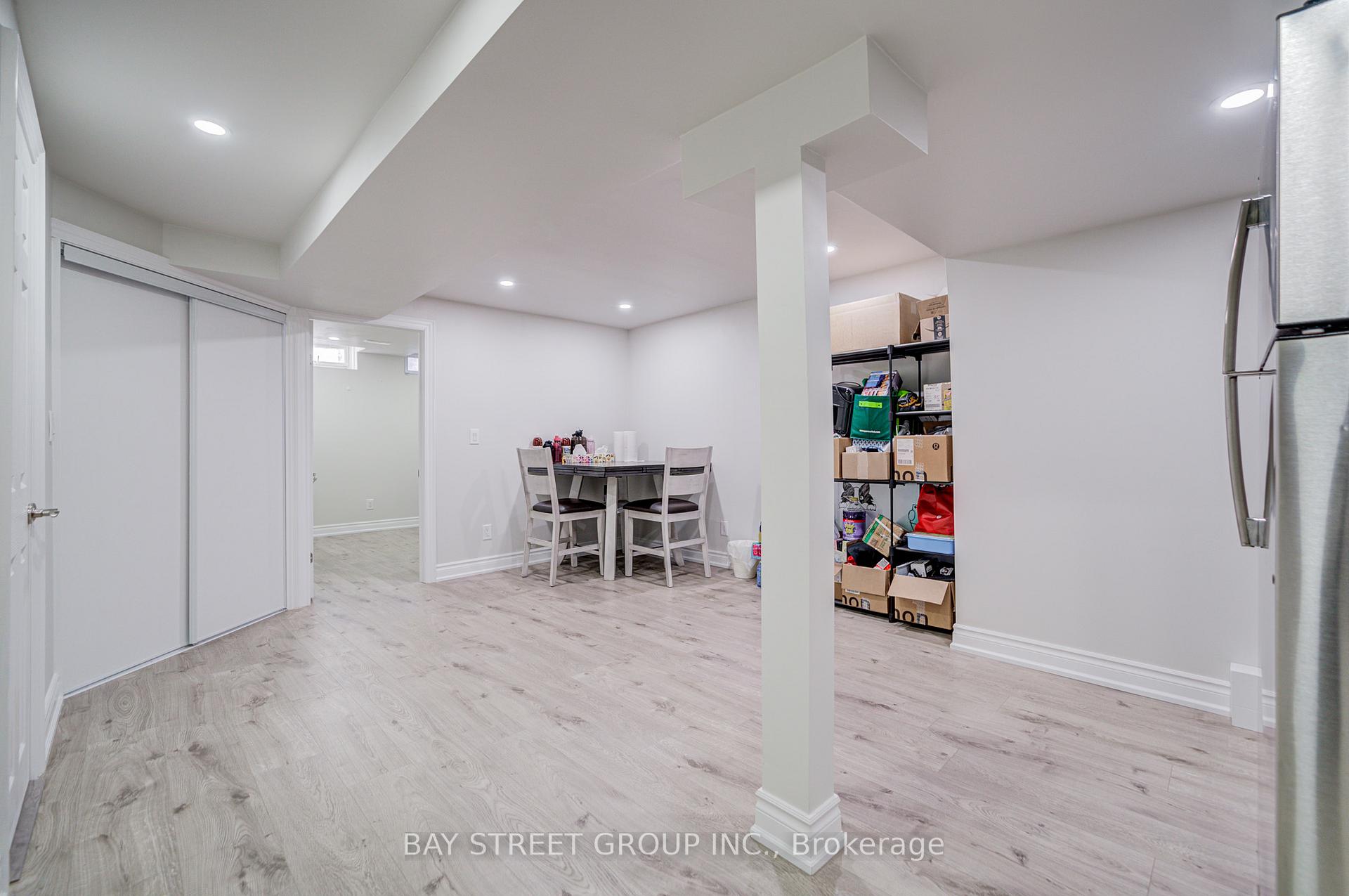 Photo 34 of 45 Starwood Road, Vaughan, Patterson — HOMEH