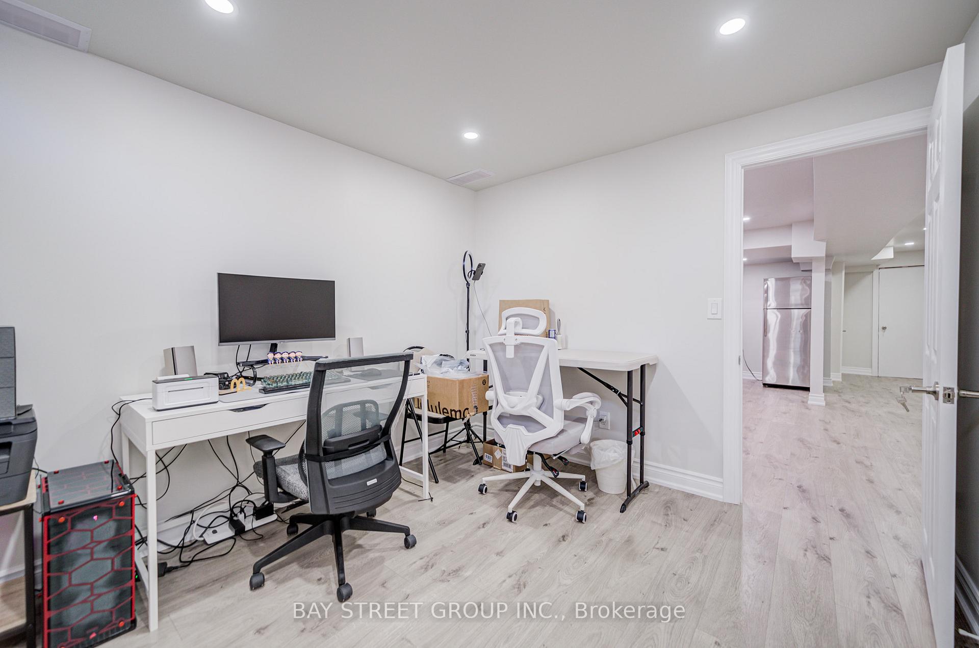 Photo 38 of 45 Starwood Road, Vaughan, Patterson — HOMEH