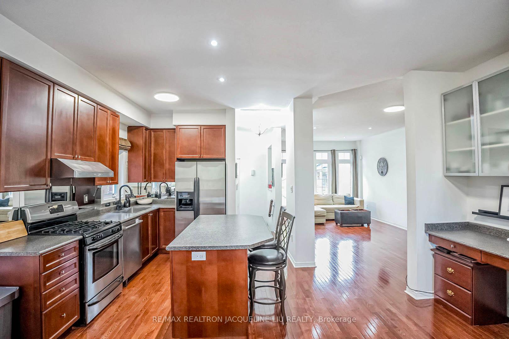 Photo 10 of 14 Balsam Street, Markham, Cornell — HOMEH