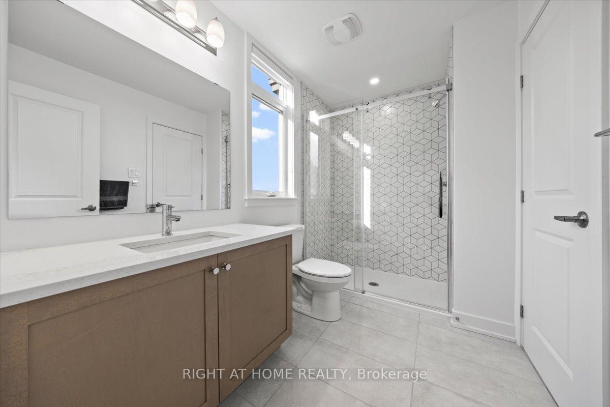 Photo 12 of 610 Kenabeek Terrace, Ottawa, Riverside South/Gloucester Glen — HOMEH
