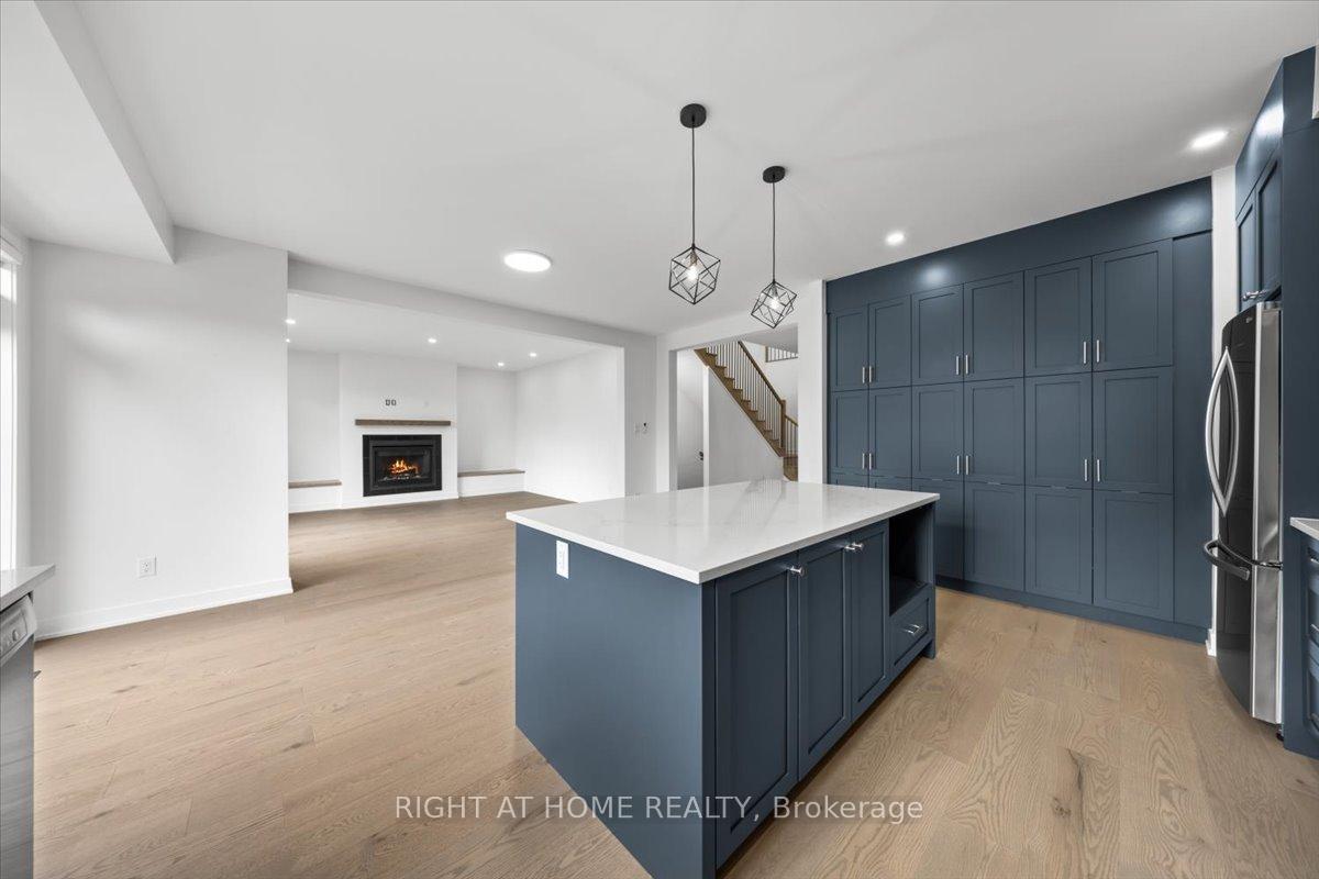 Photo 17 of 610 Kenabeek Terrace, Ottawa, Riverside South/Gloucester Glen — HOMEH