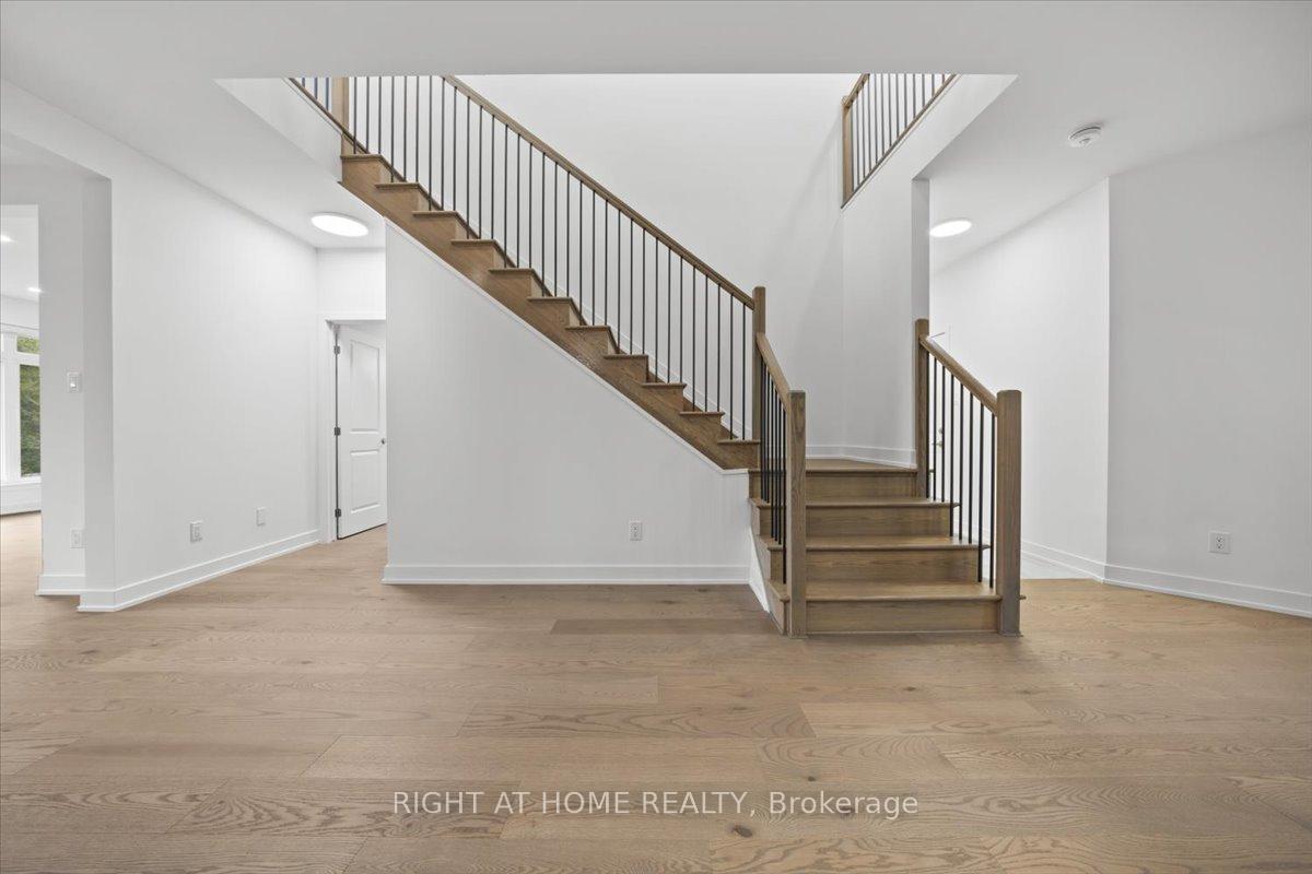 Photo 22 of 610 Kenabeek Terrace, Ottawa, Riverside South/Gloucester Glen — HOMEH