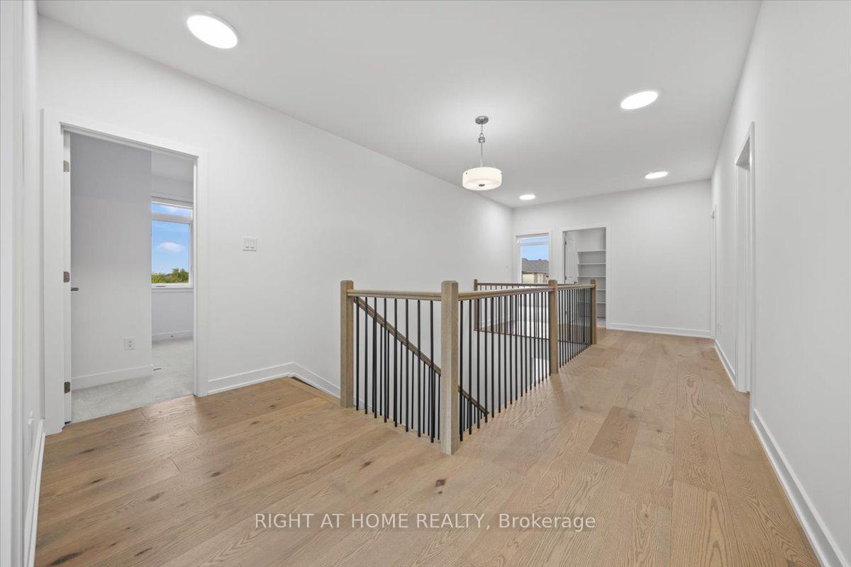 Photo 21 of 610 Kenabeek Terrace, Ottawa, Riverside South/Gloucester Glen — HOMEH