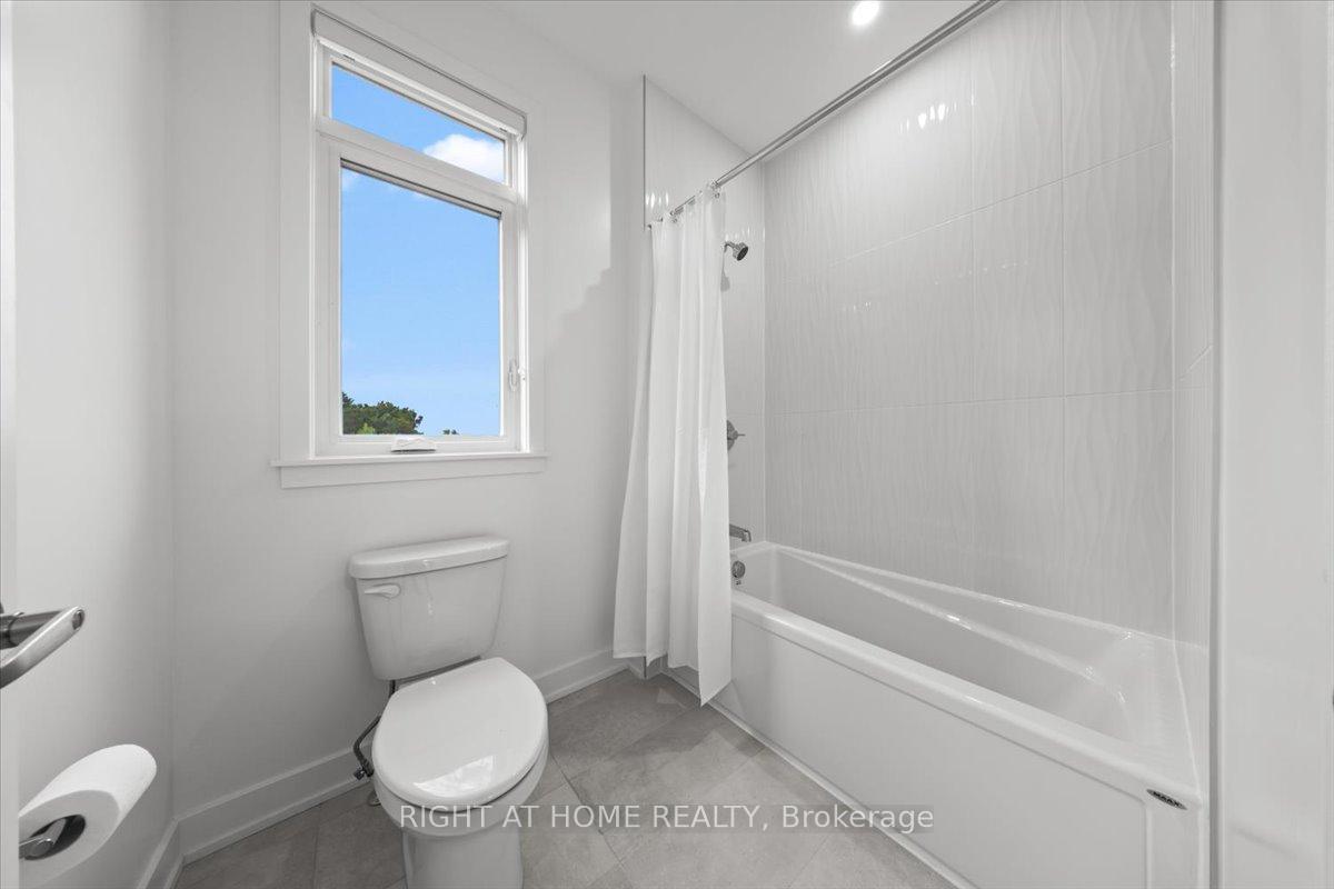 Photo 28 of 610 Kenabeek Terrace, Ottawa, Riverside South/Gloucester Glen — HOMEH