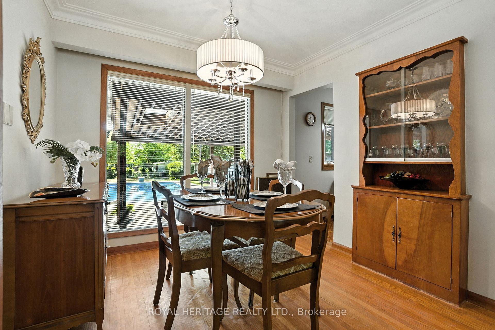 Photo 10 of 186 Meadow Road N, Whitby, Blue Grass Meadows — HOMEH