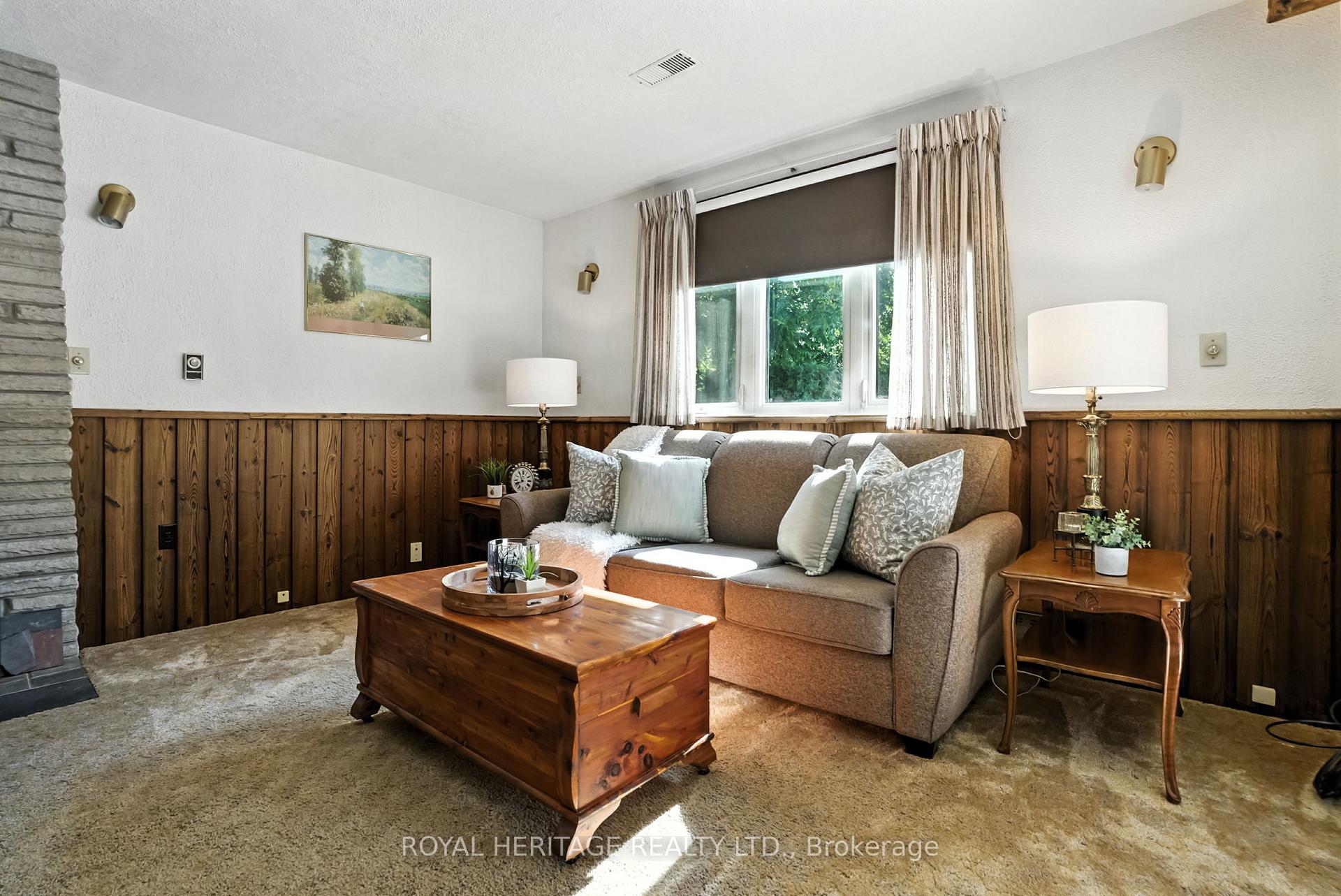 Photo 22 of 186 Meadow Road N, Whitby, Blue Grass Meadows — HOMEH