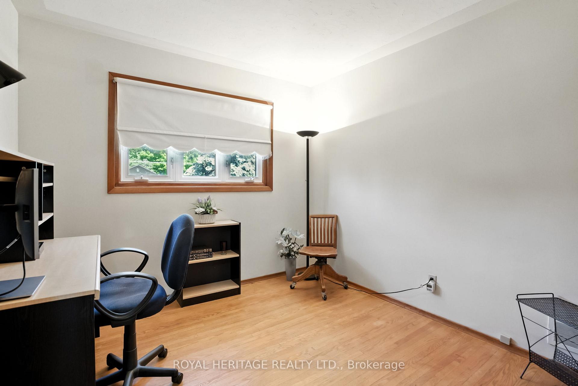 Photo 25 of 186 Meadow Road N, Whitby, Blue Grass Meadows — HOMEH