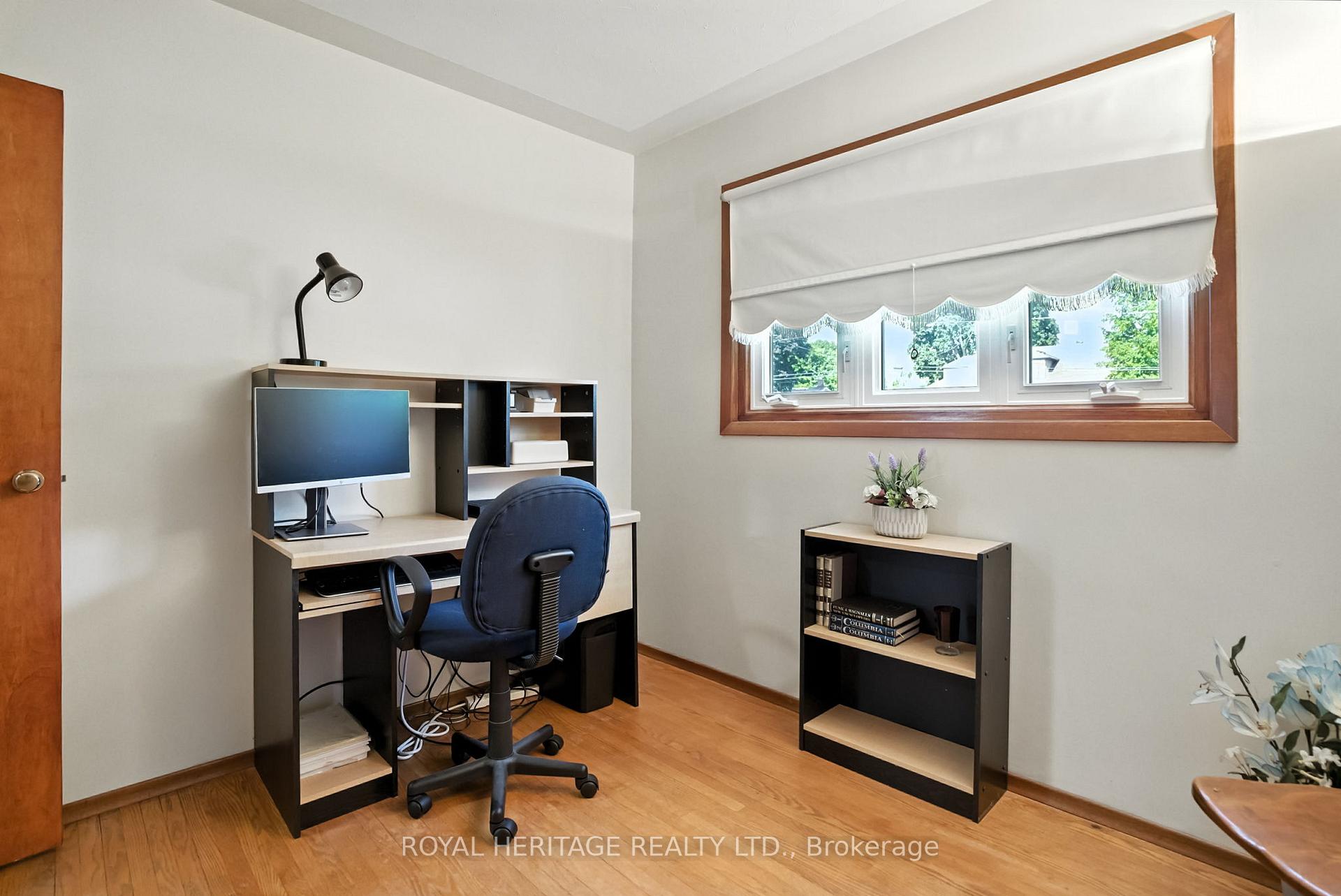 Photo 26 of 186 Meadow Road N, Whitby, Blue Grass Meadows — HOMEH