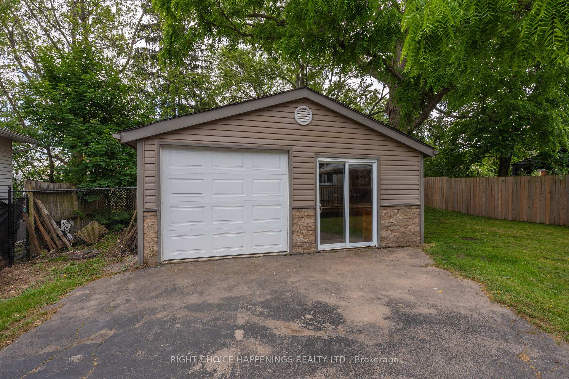 Photo 4 of 19 Smith Street, Welland, Prince Charles — HOMEH