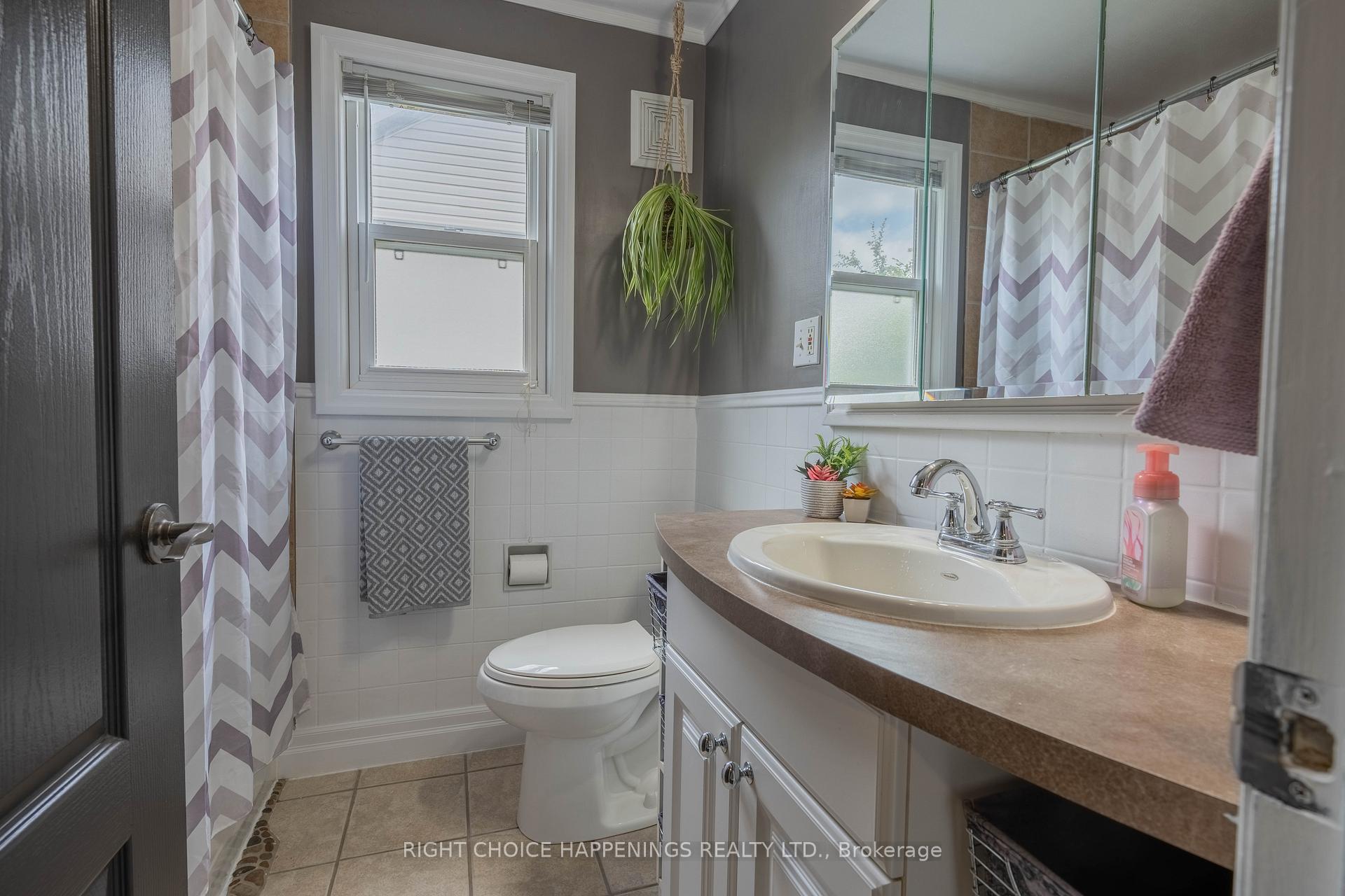 Photo 12 of 19 Smith Street, Welland, Prince Charles — HOMEH
