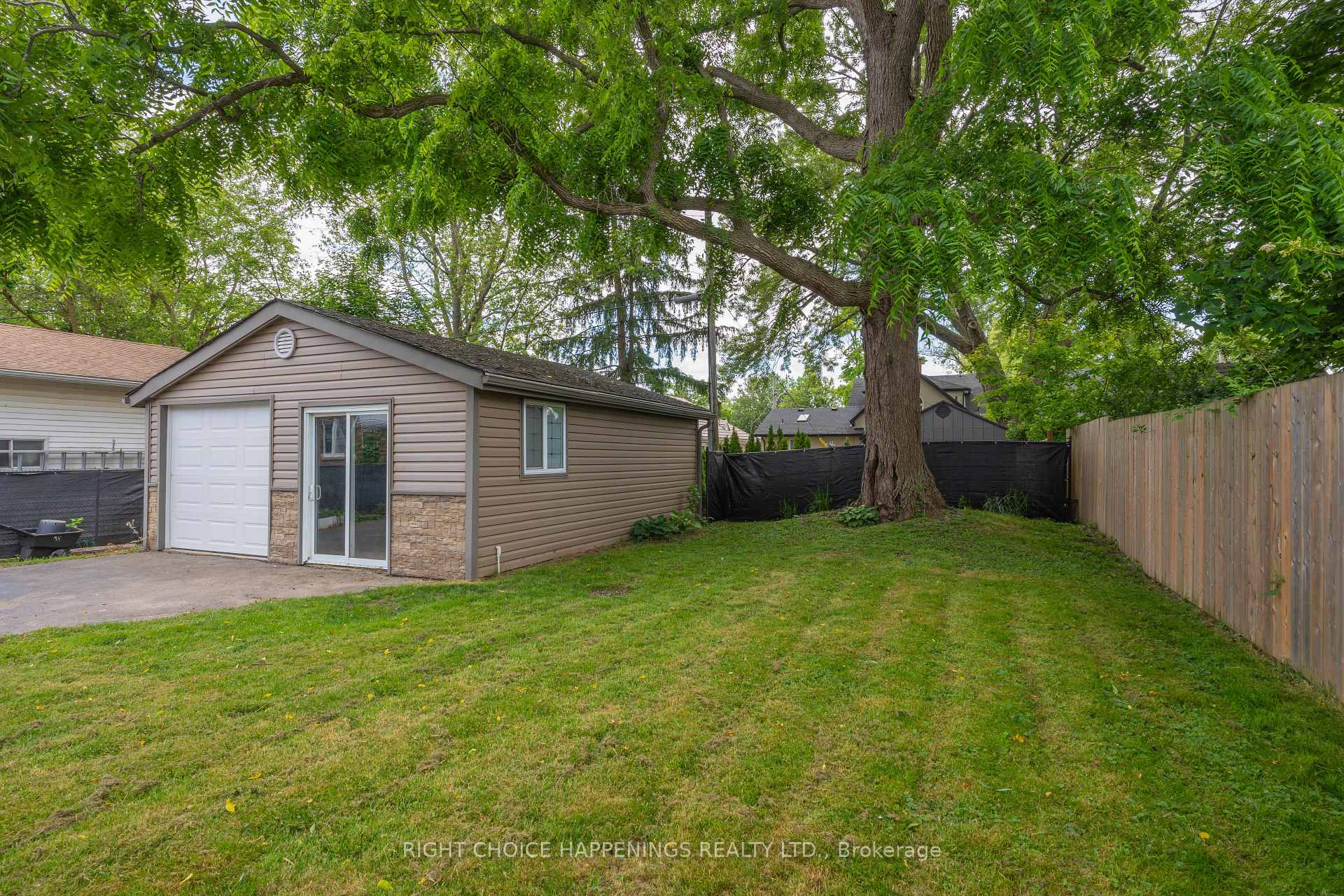 Photo 22 of 19 Smith Street, Welland, Prince Charles — HOMEH