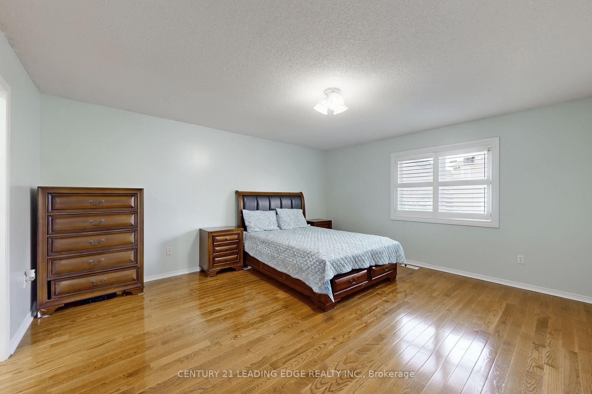 Photo 18 of 47 Stella Drive, Markham, Middlefield — HOMEH