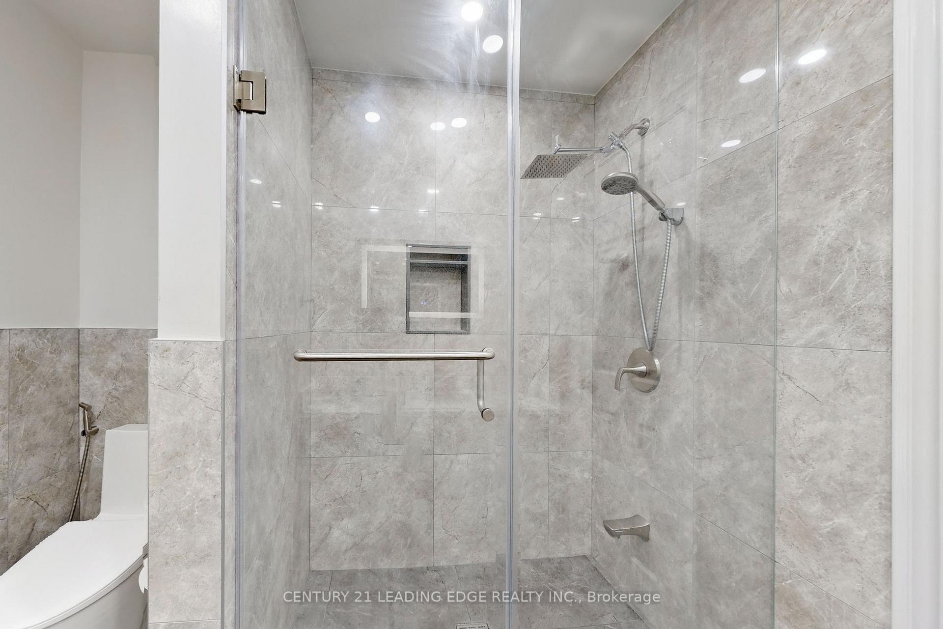 Photo 21 of 47 Stella Drive, Markham, Middlefield — HOMEH