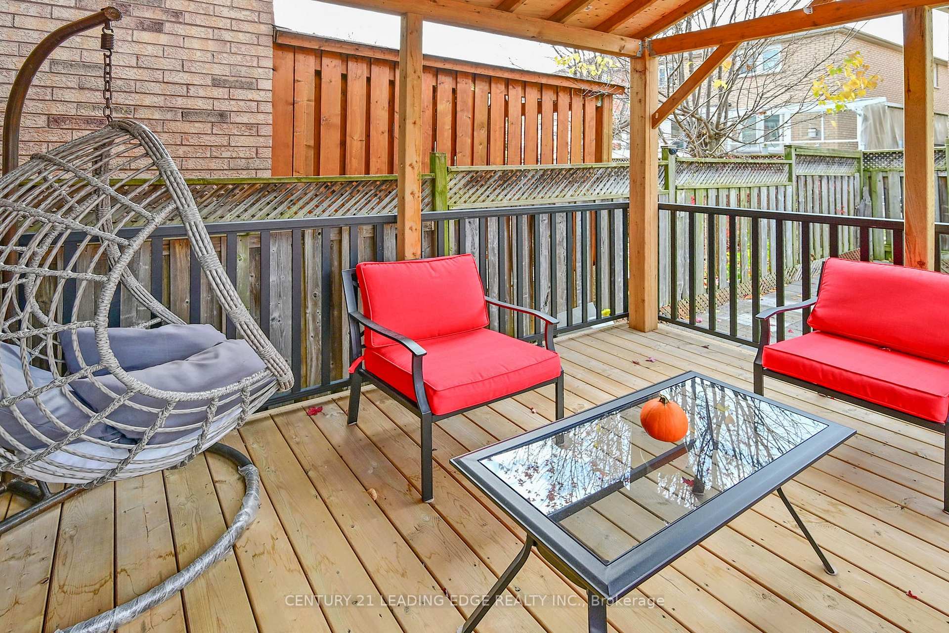 Photo 34 of 47 Stella Drive, Markham, Middlefield — HOMEH