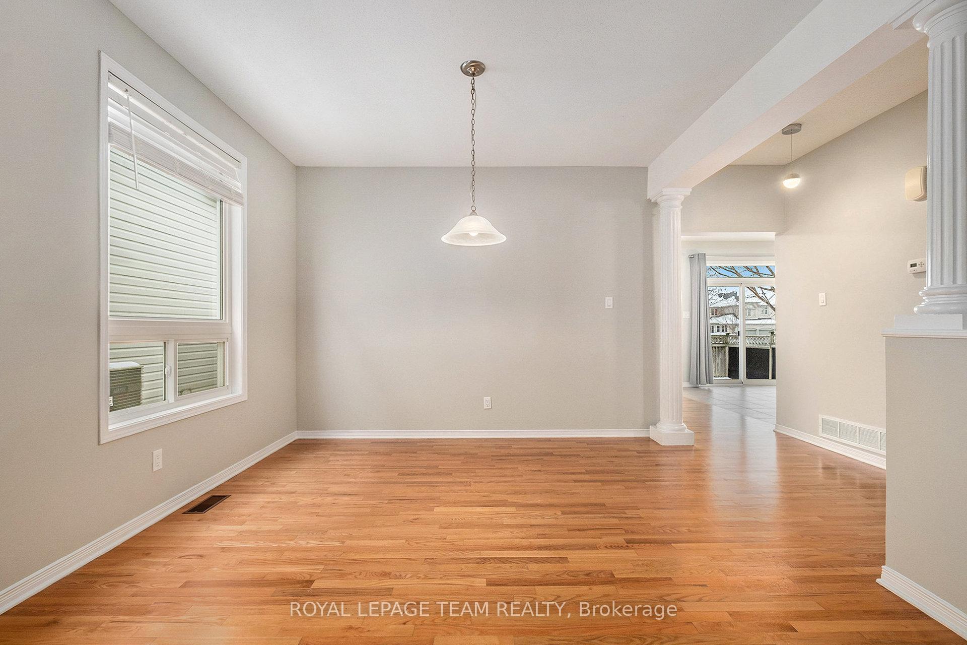 Photo 6 of 218 Deercroft Avenue, Ottawa, Barrhaven - Longfields — HOMEH