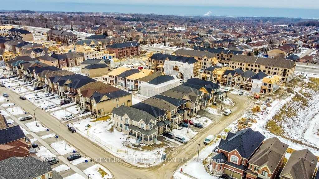 Photo 37 of 1 Dorian Drive, Whitby, Rural Whitby — HOMEH