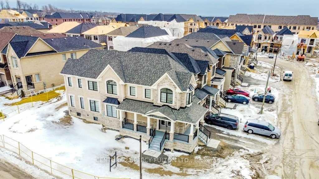 Photo 40 of 1 Dorian Drive, Whitby, Rural Whitby — HOMEH