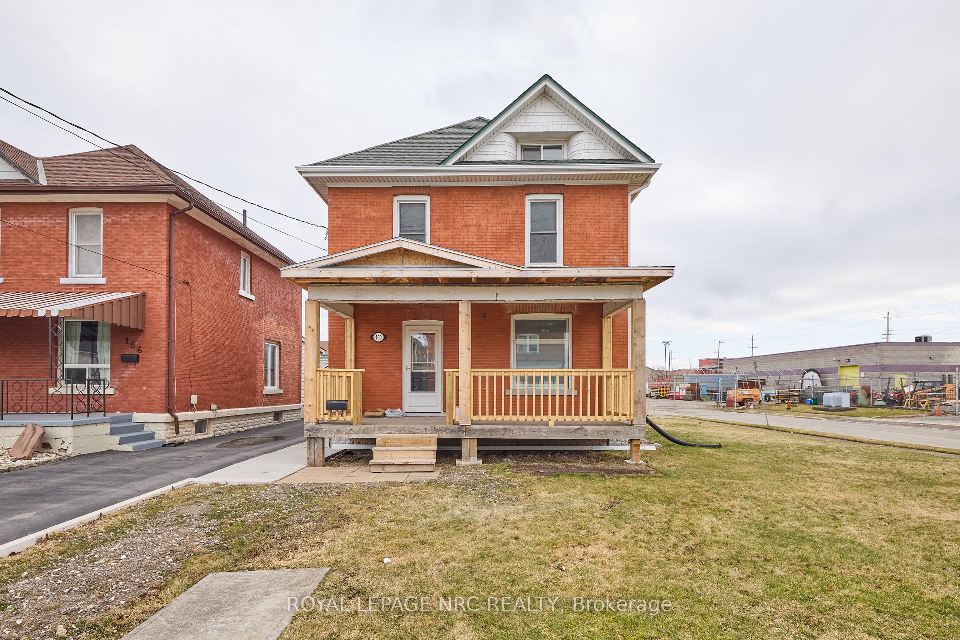 Front of 160 Burgar Street
