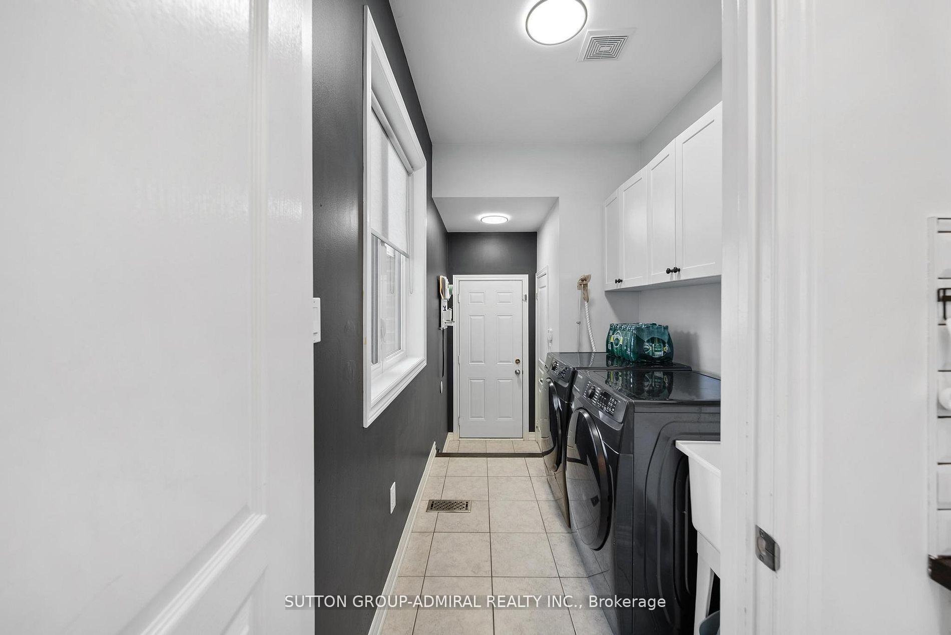 Photo 11 of 49 East's Corners Boulevard, Vaughan, Kleinburg — HOMEH
