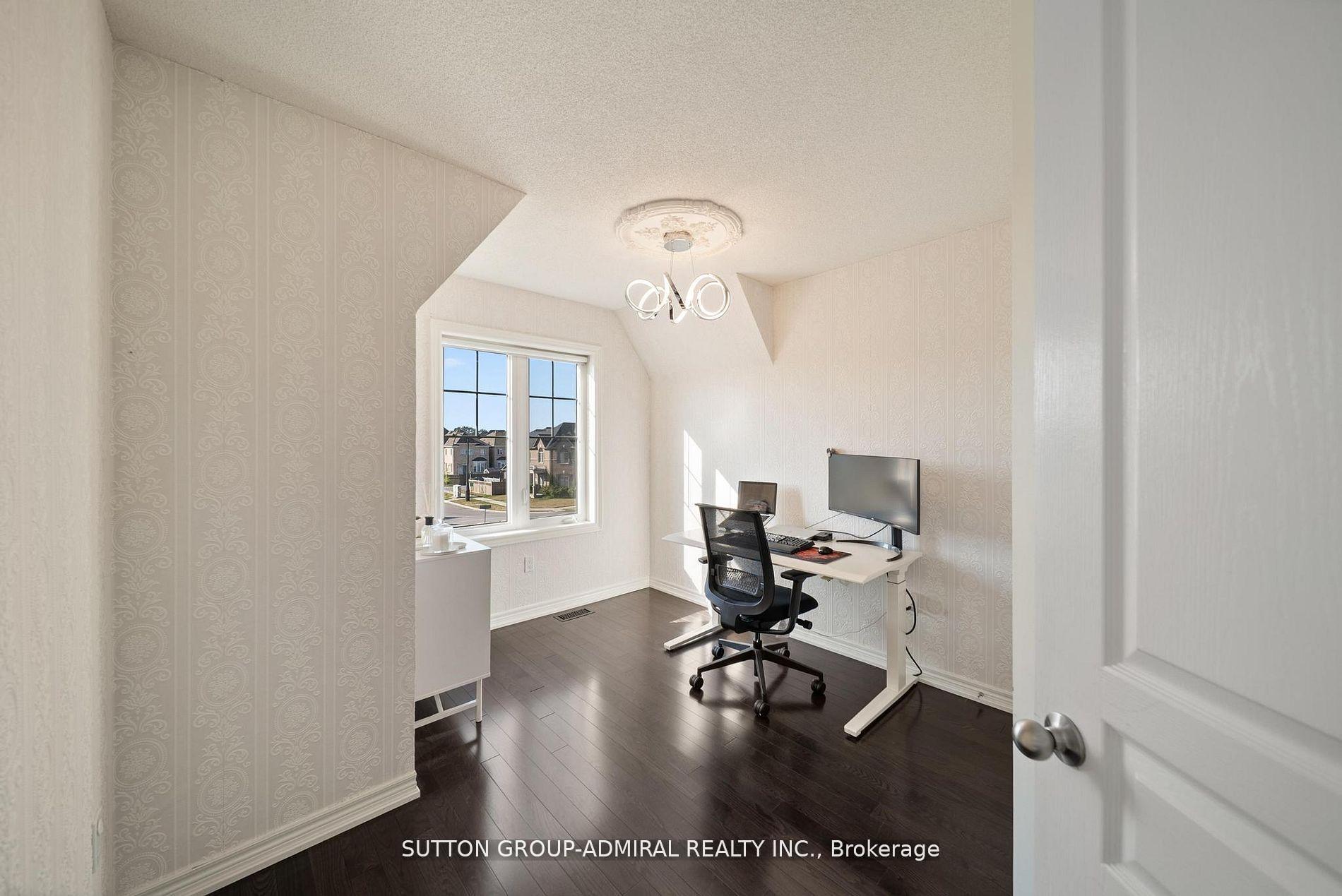 Photo 22 of 49 East's Corners Boulevard, Vaughan, Kleinburg — HOMEH