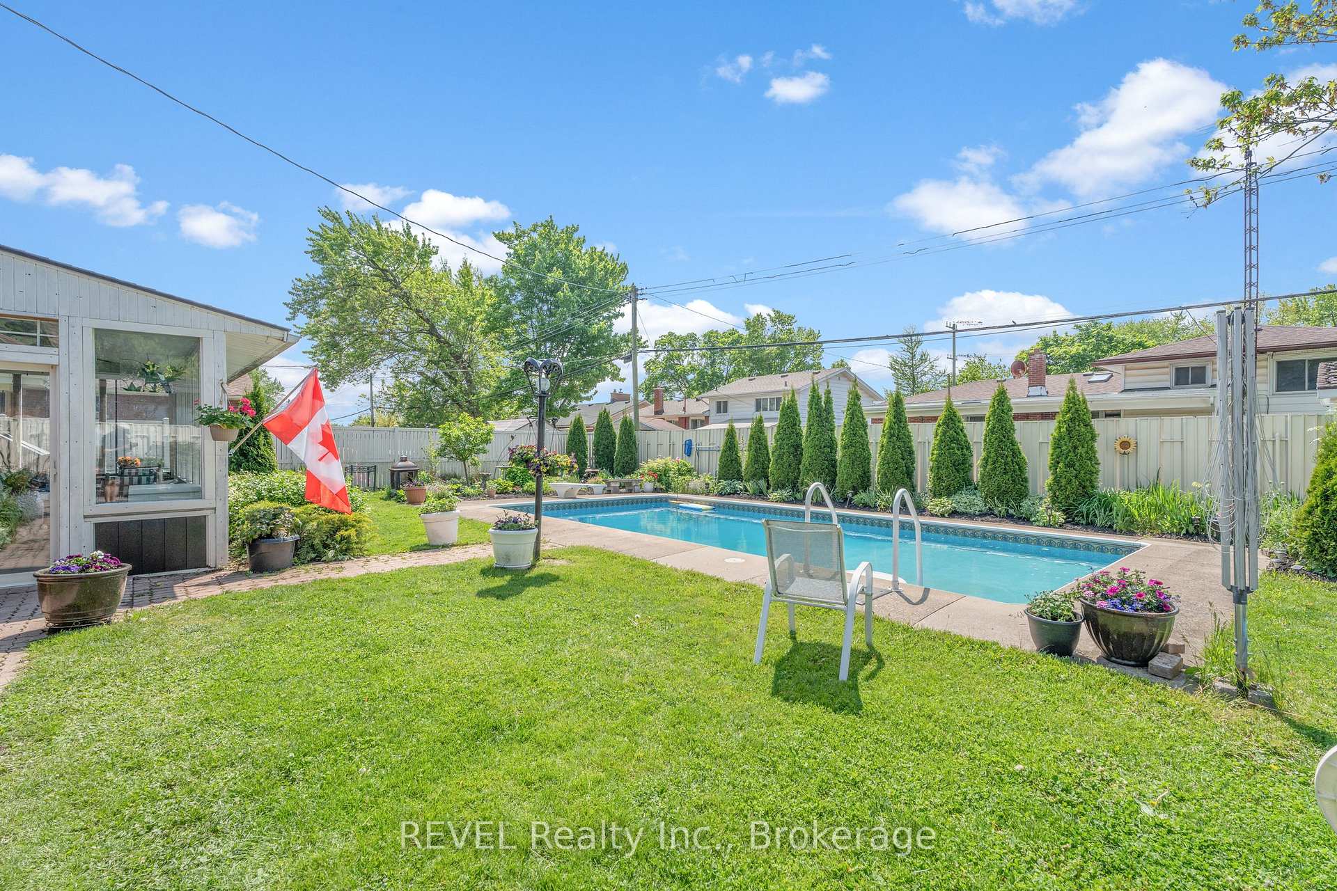 Photo 4 of 21 Westmount Crescent, Welland, Prince Charles — HOMEH
