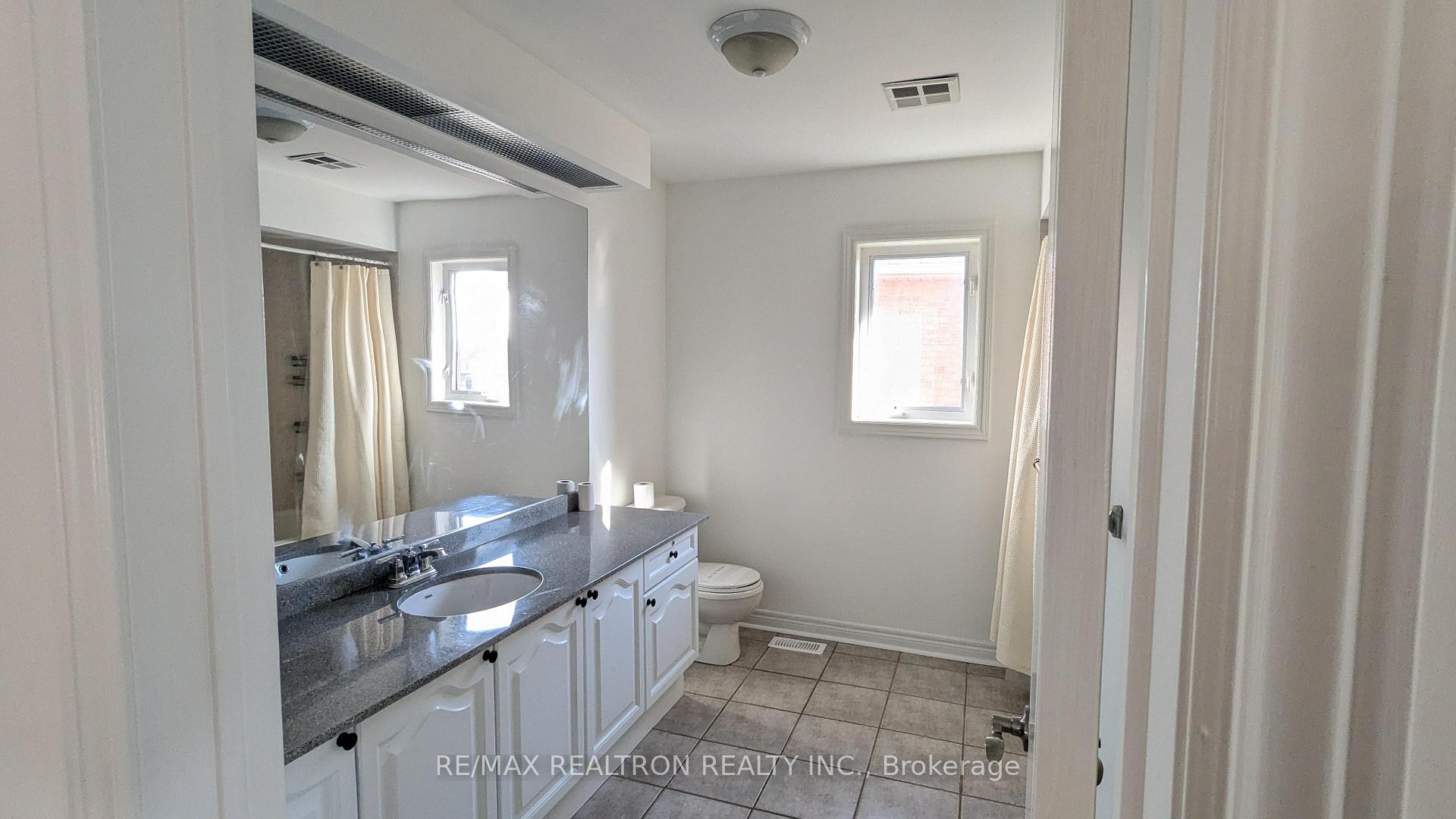 Photo 36 of 4 Pitfield Avenue, Whitby, Rolling Acres — HOMEH