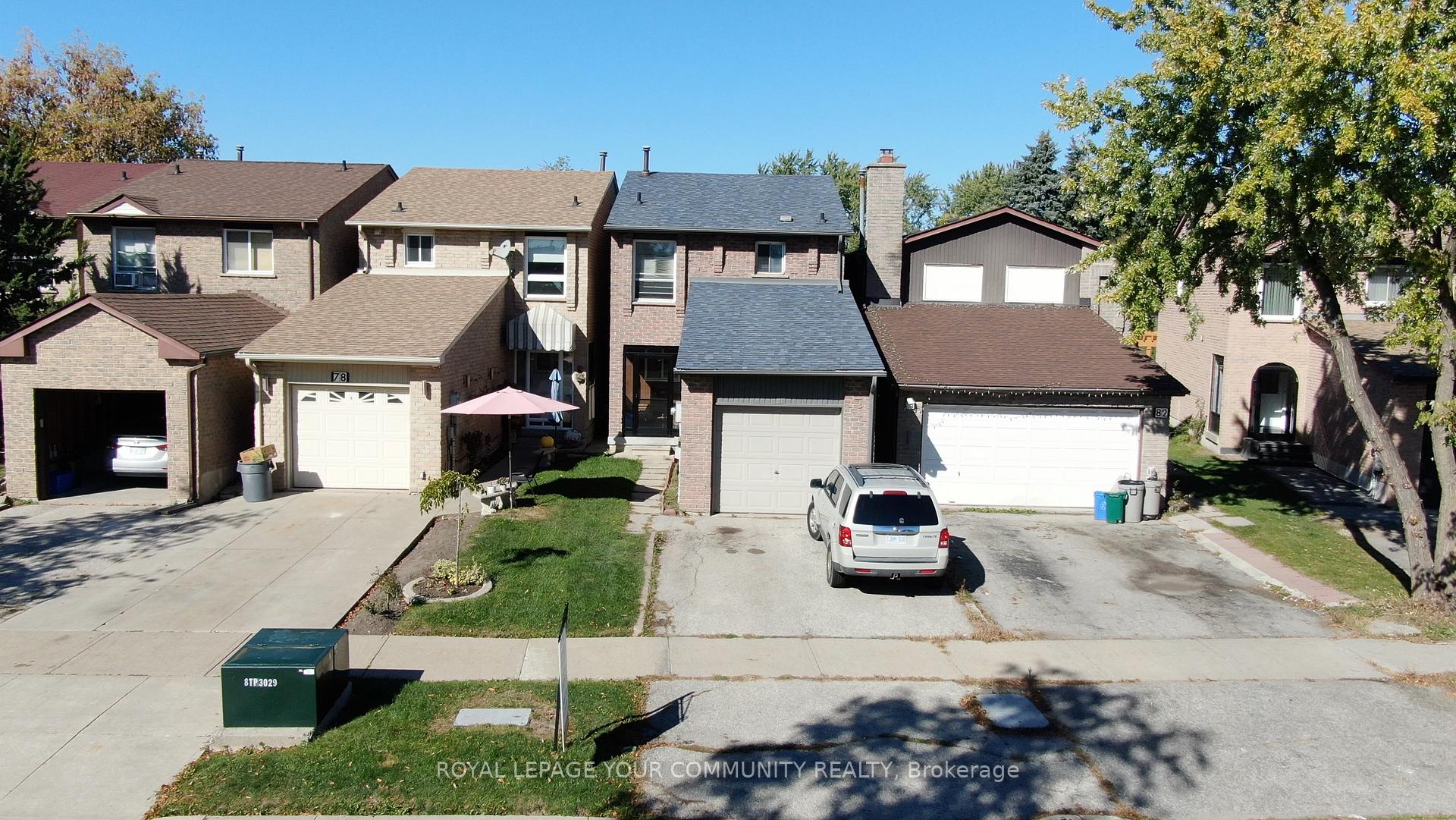 Photo 2 of 80 Hord Crescent, Vaughan, Lakeview Estates — HOMEH