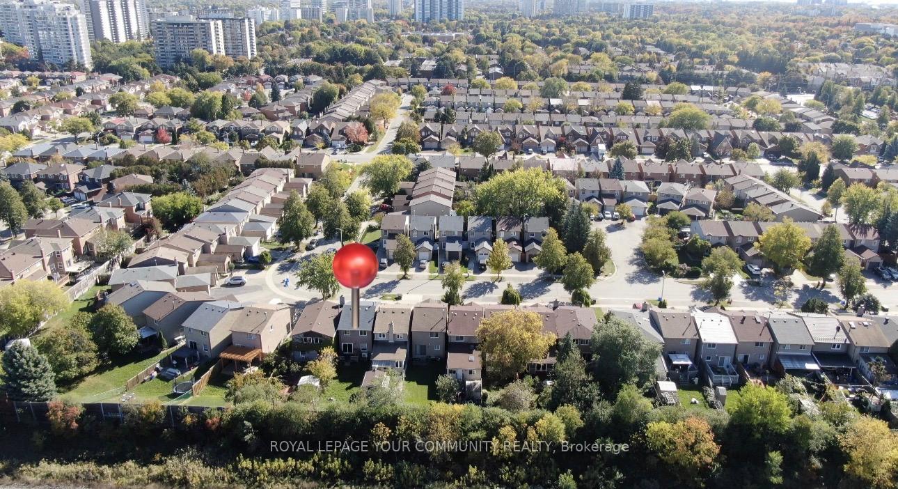 Photo 6 of 80 Hord Crescent, Vaughan, Lakeview Estates — HOMEH