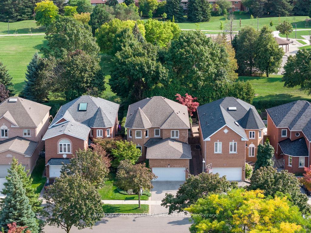 Photo 1 of 40 Joshua Court, Vaughan, Crestwood-Springfarm-Yorkhill — HOMEH