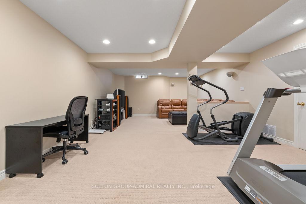 Photo 41 of 40 Joshua Court, Vaughan, Crestwood-Springfarm-Yorkhill — HOMEH