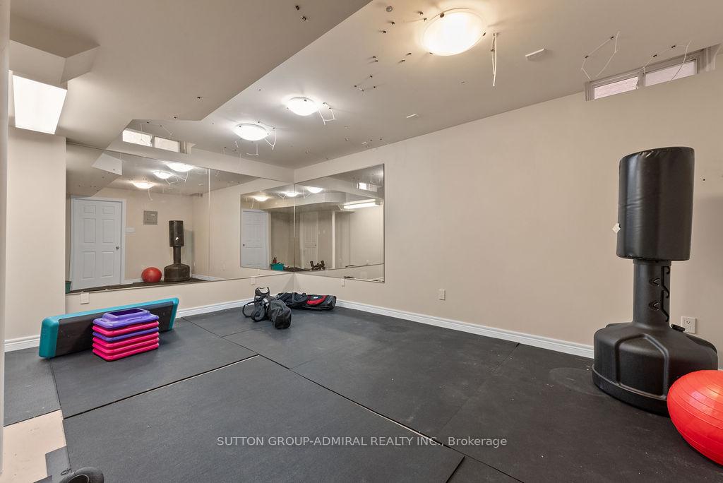 Photo 42 of 40 Joshua Court, Vaughan, Crestwood-Springfarm-Yorkhill — HOMEH