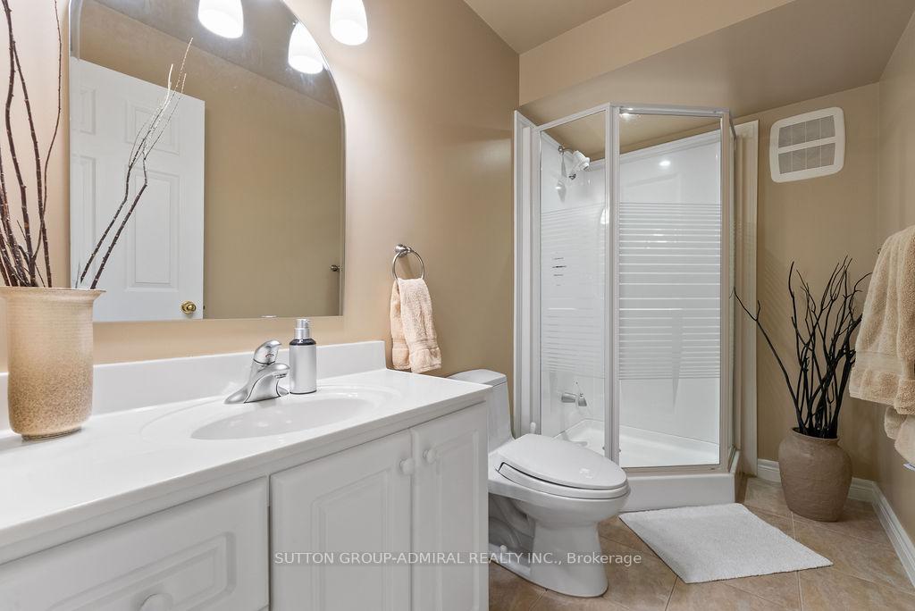 Photo 43 of 40 Joshua Court, Vaughan, Crestwood-Springfarm-Yorkhill — HOMEH