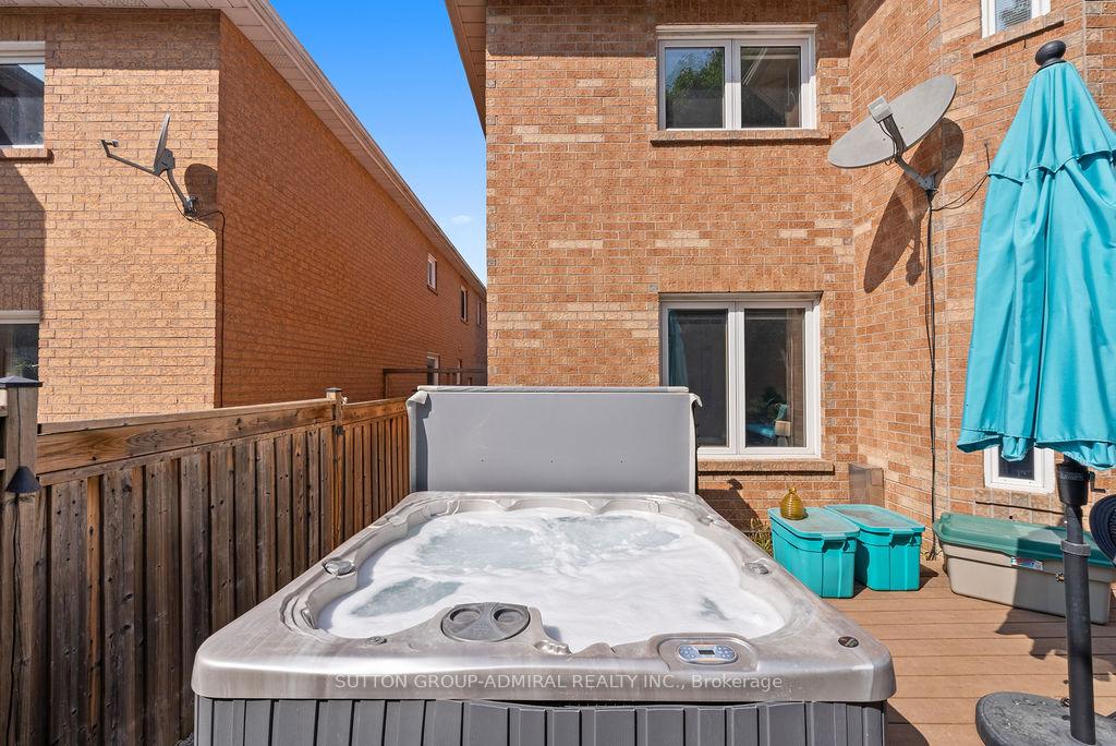 Photo 46 of 40 Joshua Court, Vaughan, Crestwood-Springfarm-Yorkhill — HOMEH