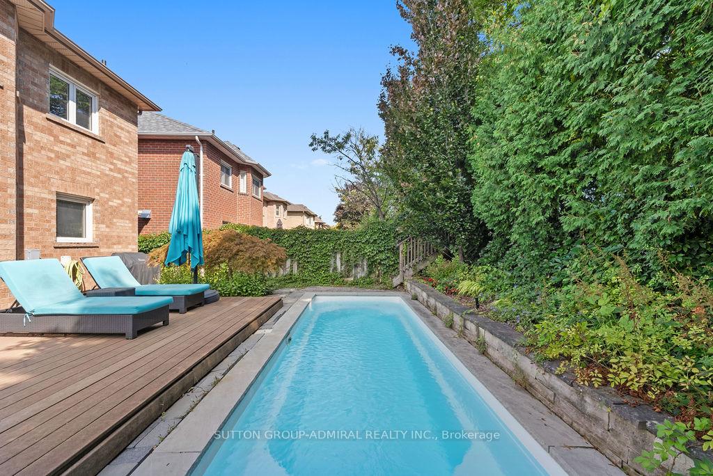 Photo 48 of 40 Joshua Court, Vaughan, Crestwood-Springfarm-Yorkhill — HOMEH