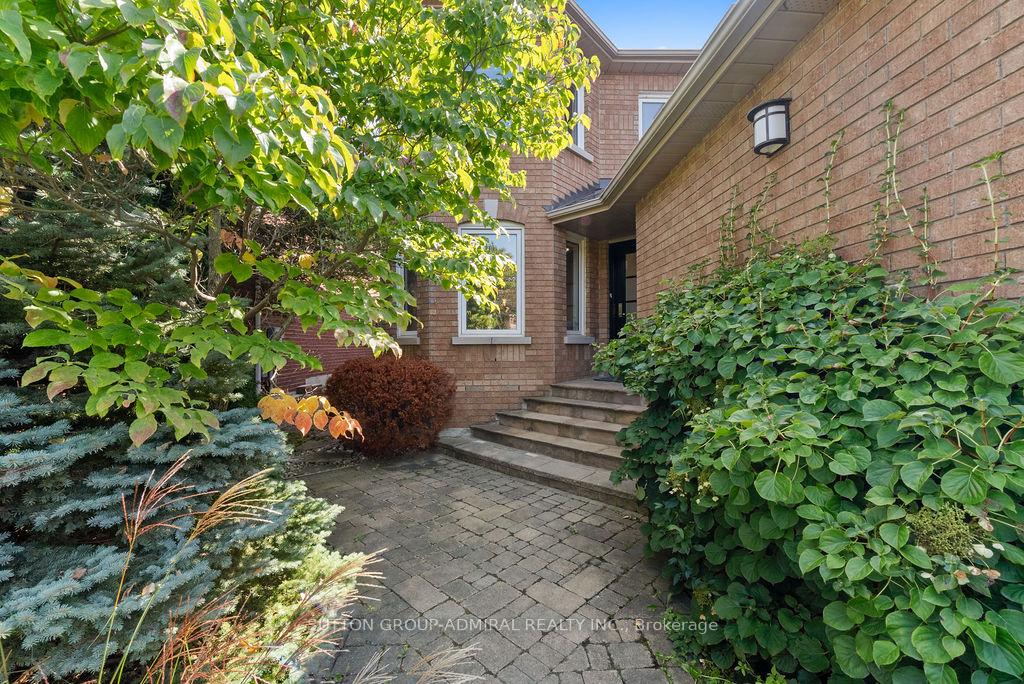 Photo 50 of 40 Joshua Court, Vaughan, Crestwood-Springfarm-Yorkhill — HOMEH