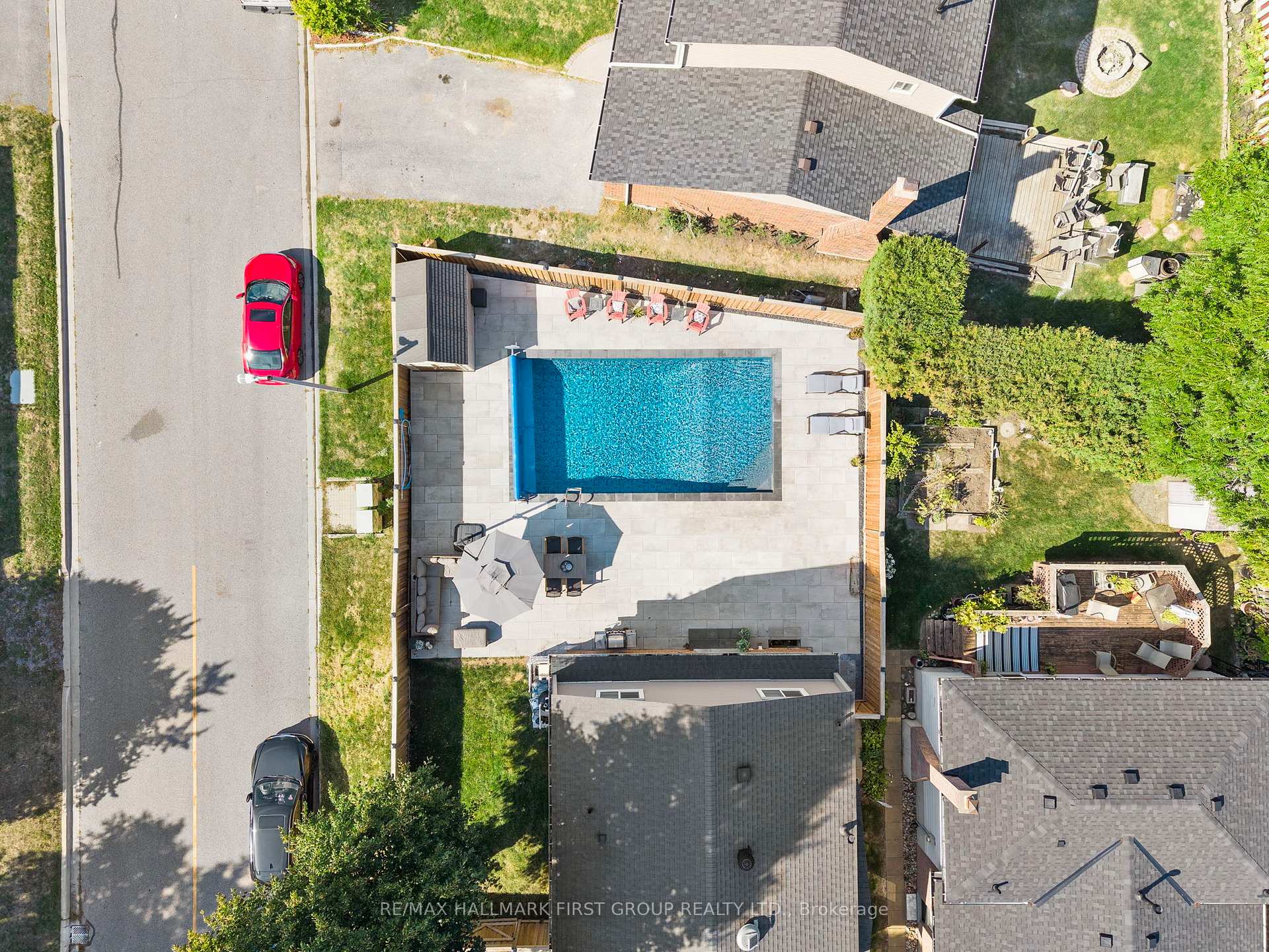 Photo 4 of 157 Michael Boulevard, Whitby, Lynde Creek — HOMEH