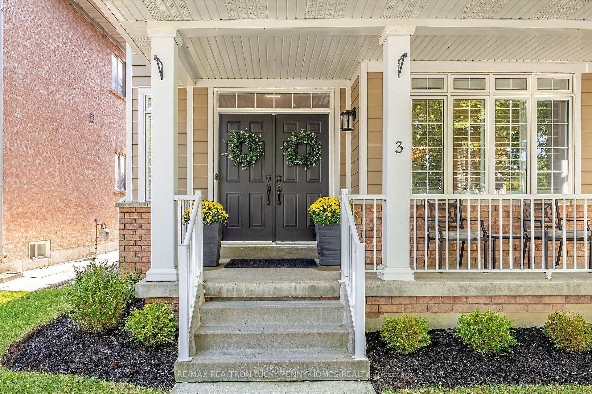 Photo 3 of 3 Maryterance Court, Markham, Cornell — HOMEH