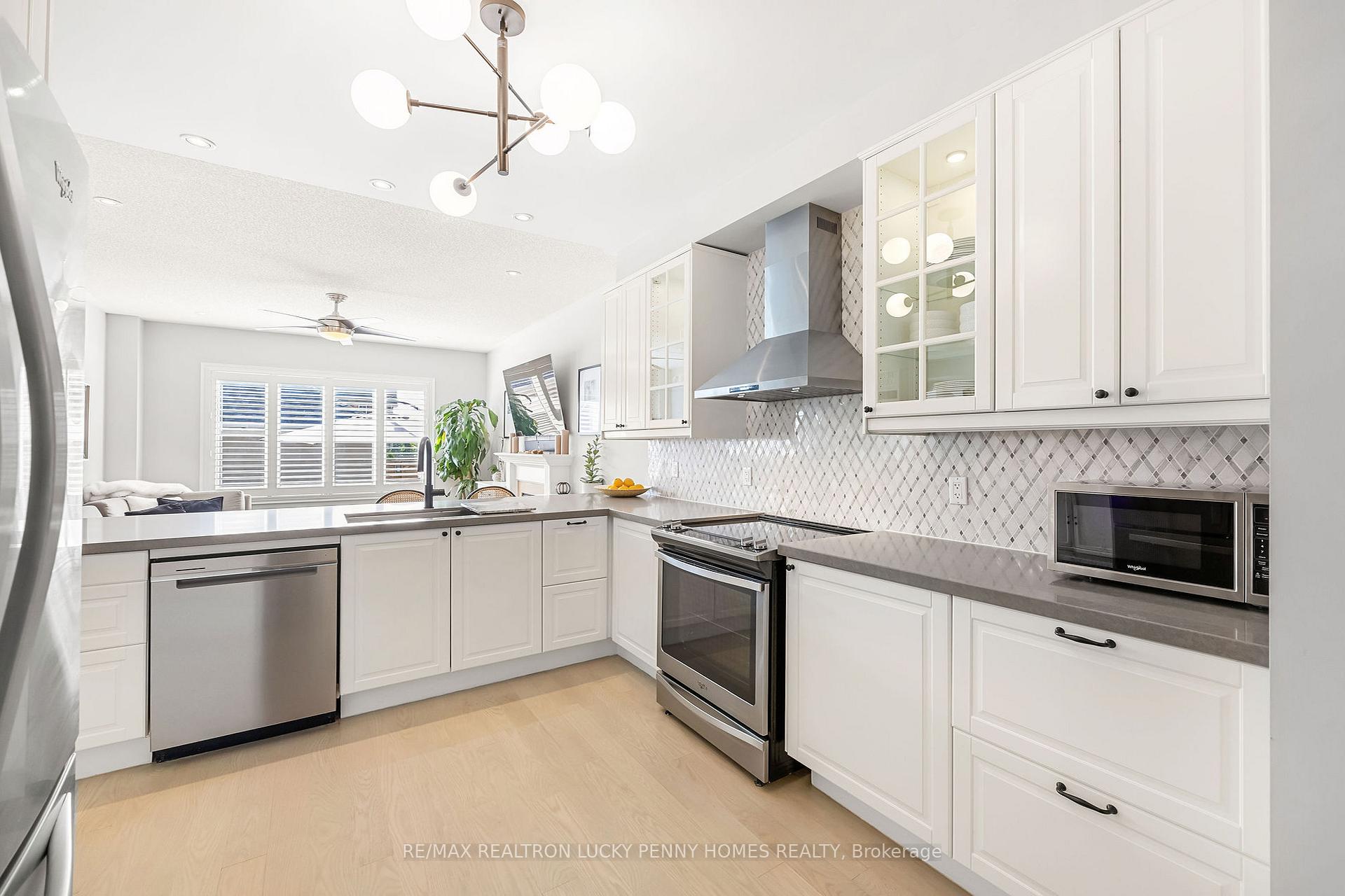 Photo 8 of 3 Maryterance Court, Markham, Cornell — HOMEH