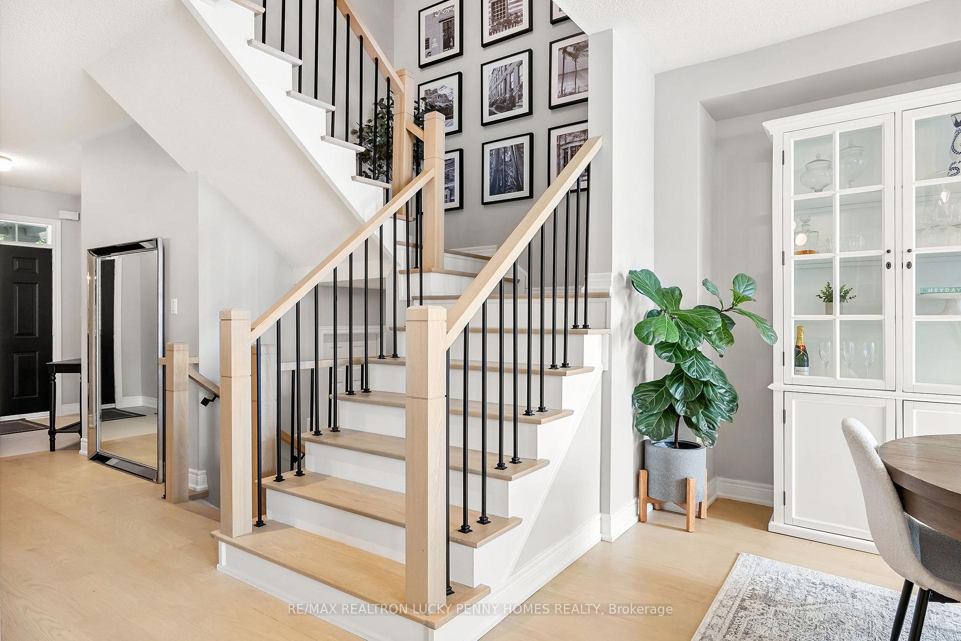 Photo 10 of 3 Maryterance Court, Markham, Cornell — HOMEH