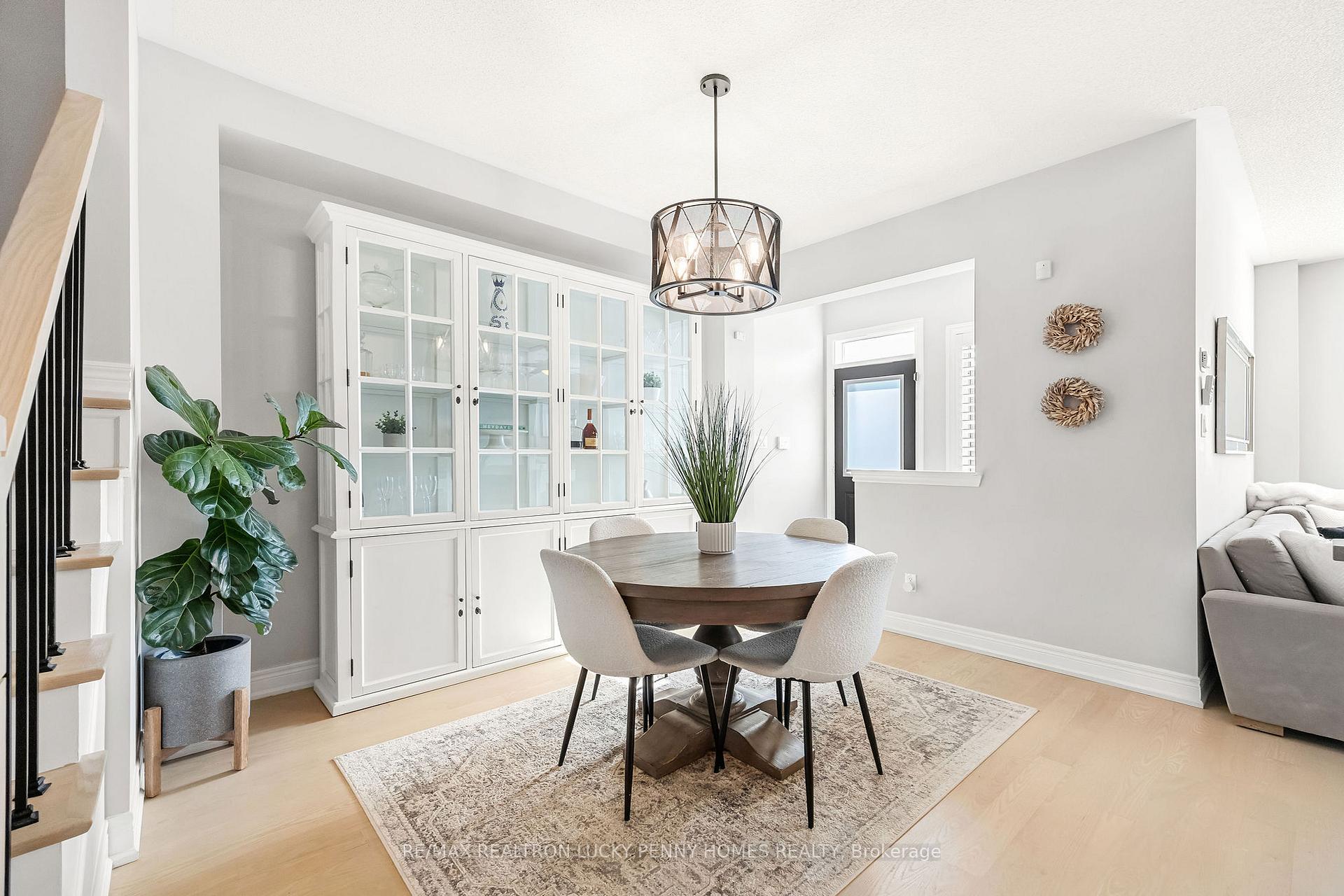Photo 11 of 3 Maryterance Court, Markham, Cornell — HOMEH
