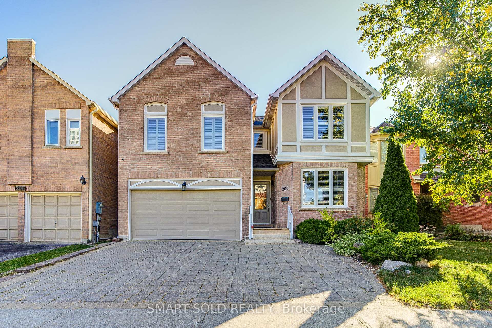 Photo 1 of 200 Rosedale Heights Drive, Vaughan, Uplands — HOMEH