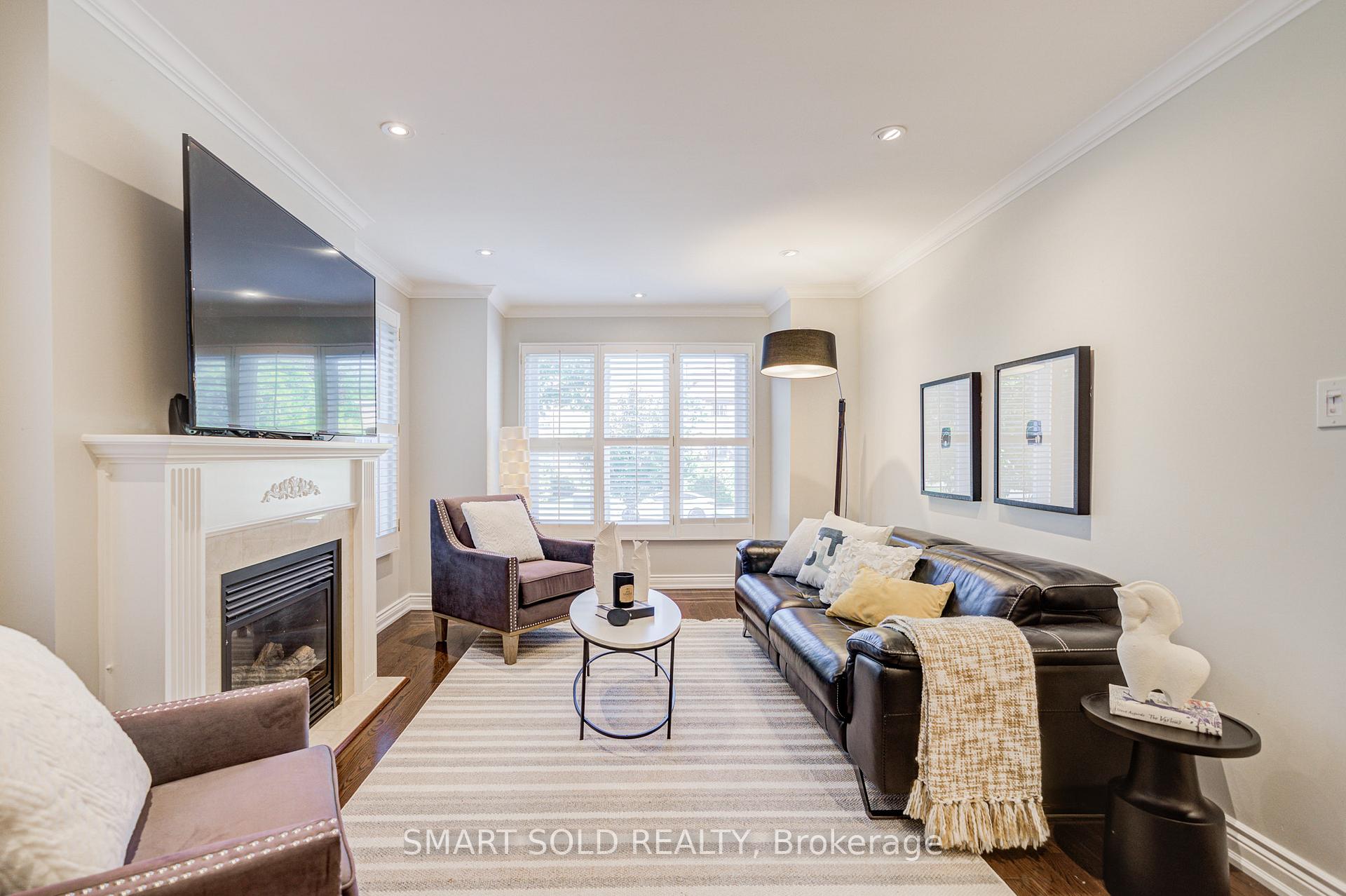 Photo 9 of 200 Rosedale Heights Drive, Vaughan, Uplands — HOMEH