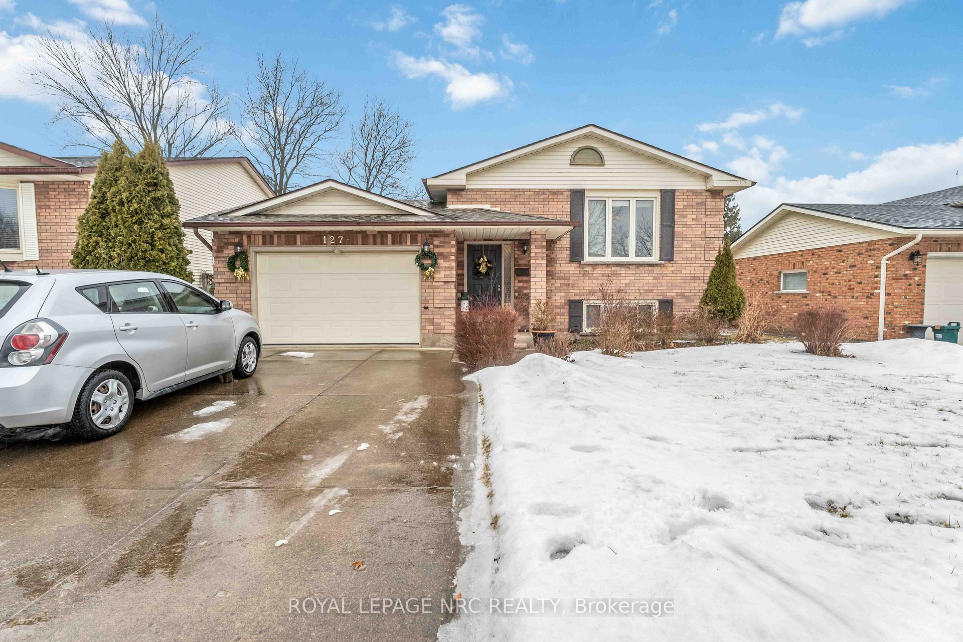 Photo 3 of 127 Melissa Crescent, Welland, N. Welland — HOMEH