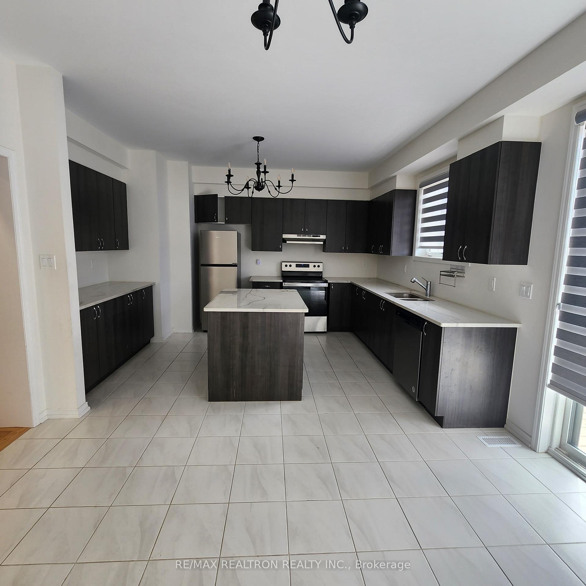Photo 10 of 356 Coronation Road, Whitby, Rural Whitby — HOMEH