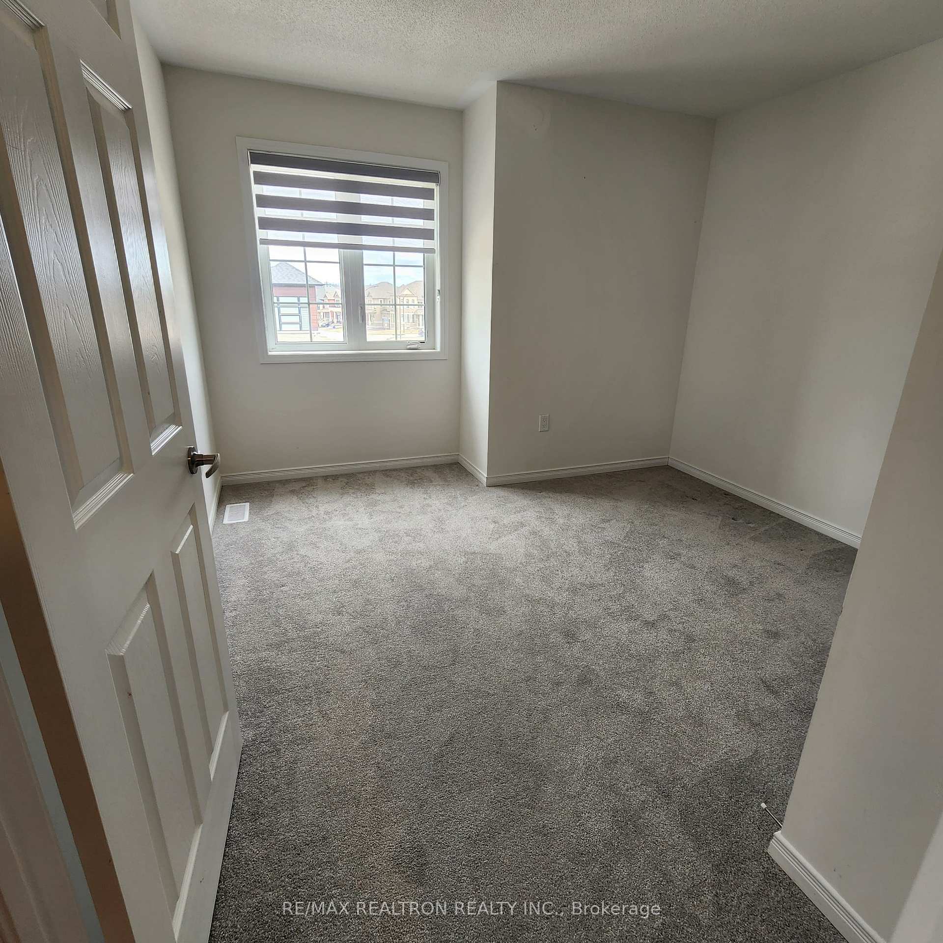 Photo 19 of 356 Coronation Road, Whitby, Rural Whitby — HOMEH