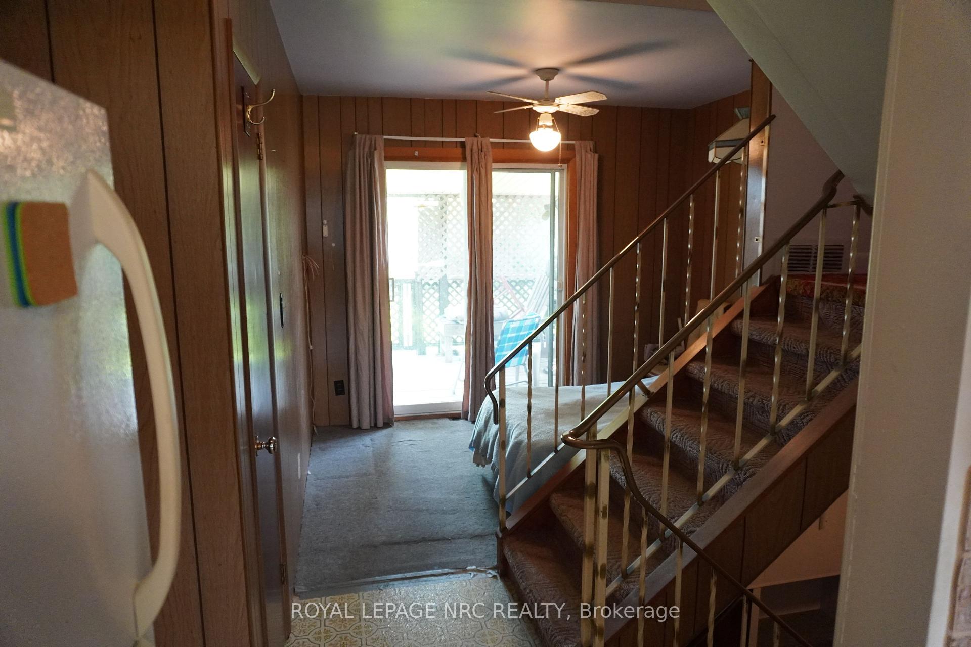 Photo 28 of 120 Golden Boulevard E, Welland, Lincoln/Crowland — HOMEH