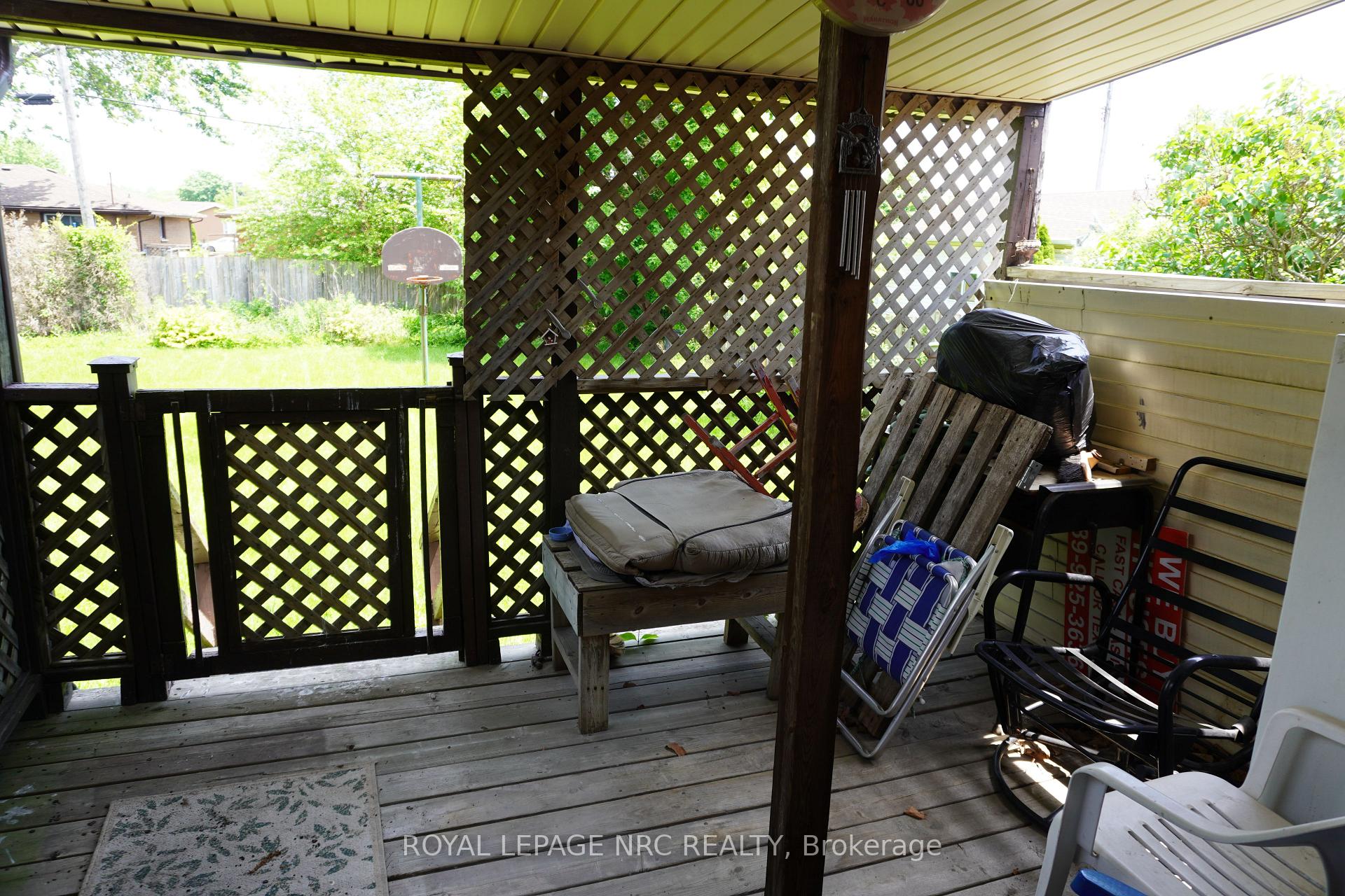 Photo 31 of 120 Golden Boulevard E, Welland, Lincoln/Crowland — HOMEH