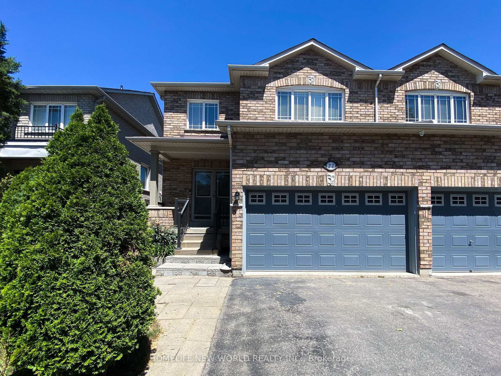 Photo 1 of Unit Main/Upper, 22 Corkwood Crescent, Vaughan, Maple — HOMEH
