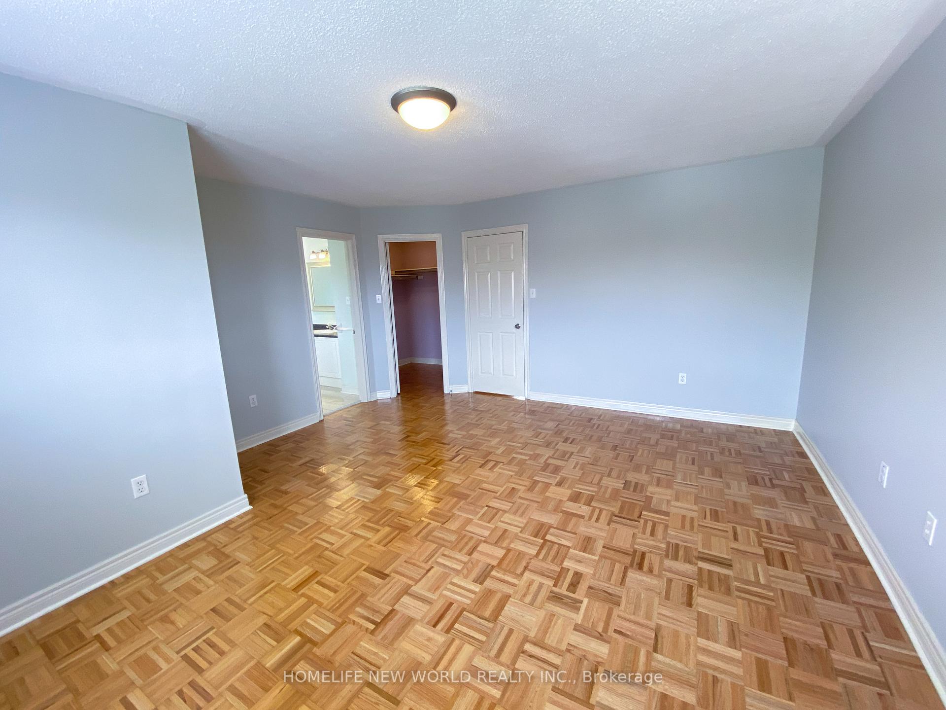 Photo 17 of Unit Main/Upper, 22 Corkwood Crescent, Vaughan, Maple — HOMEH
